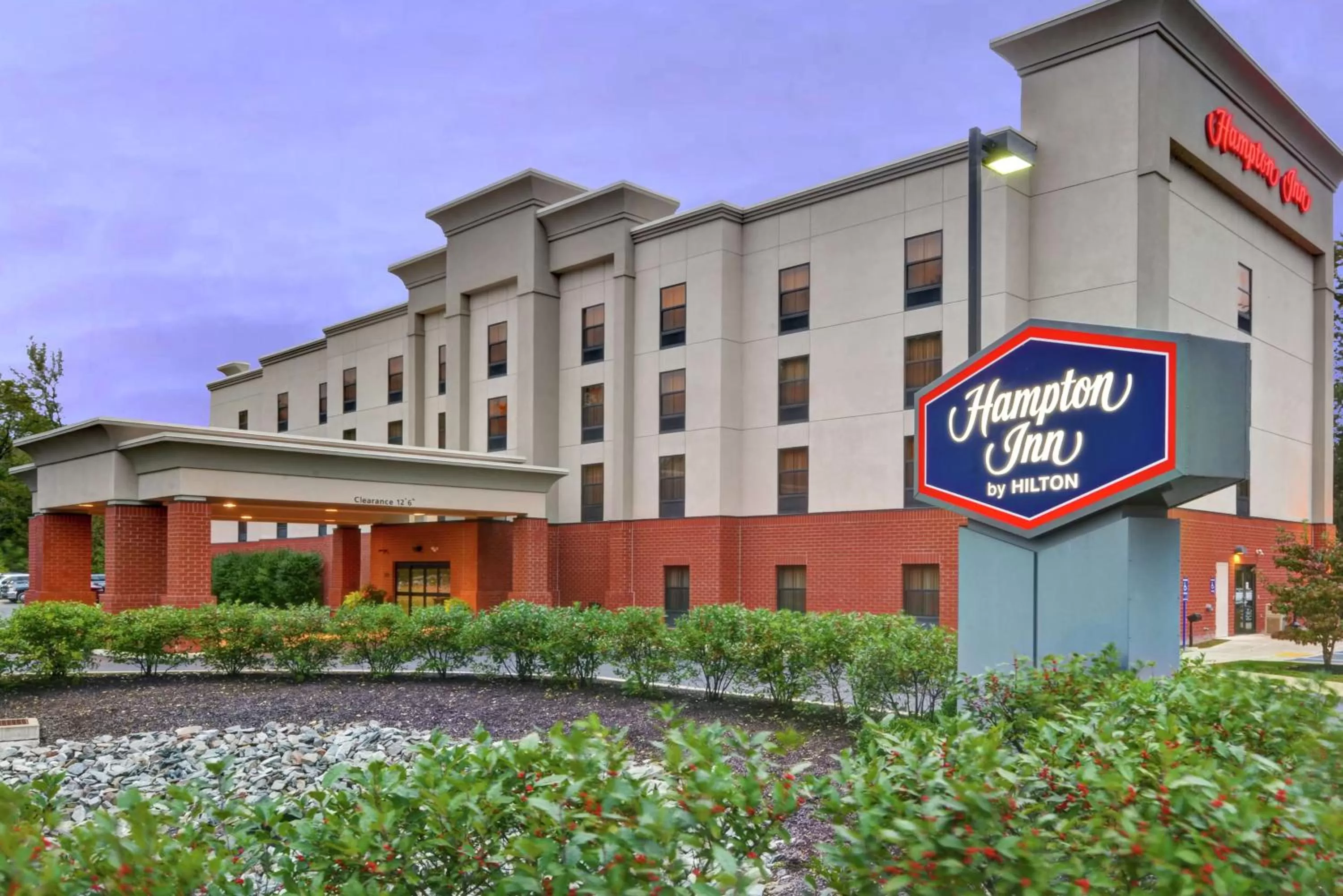 Property building in Hampton Inn Tunkhannock