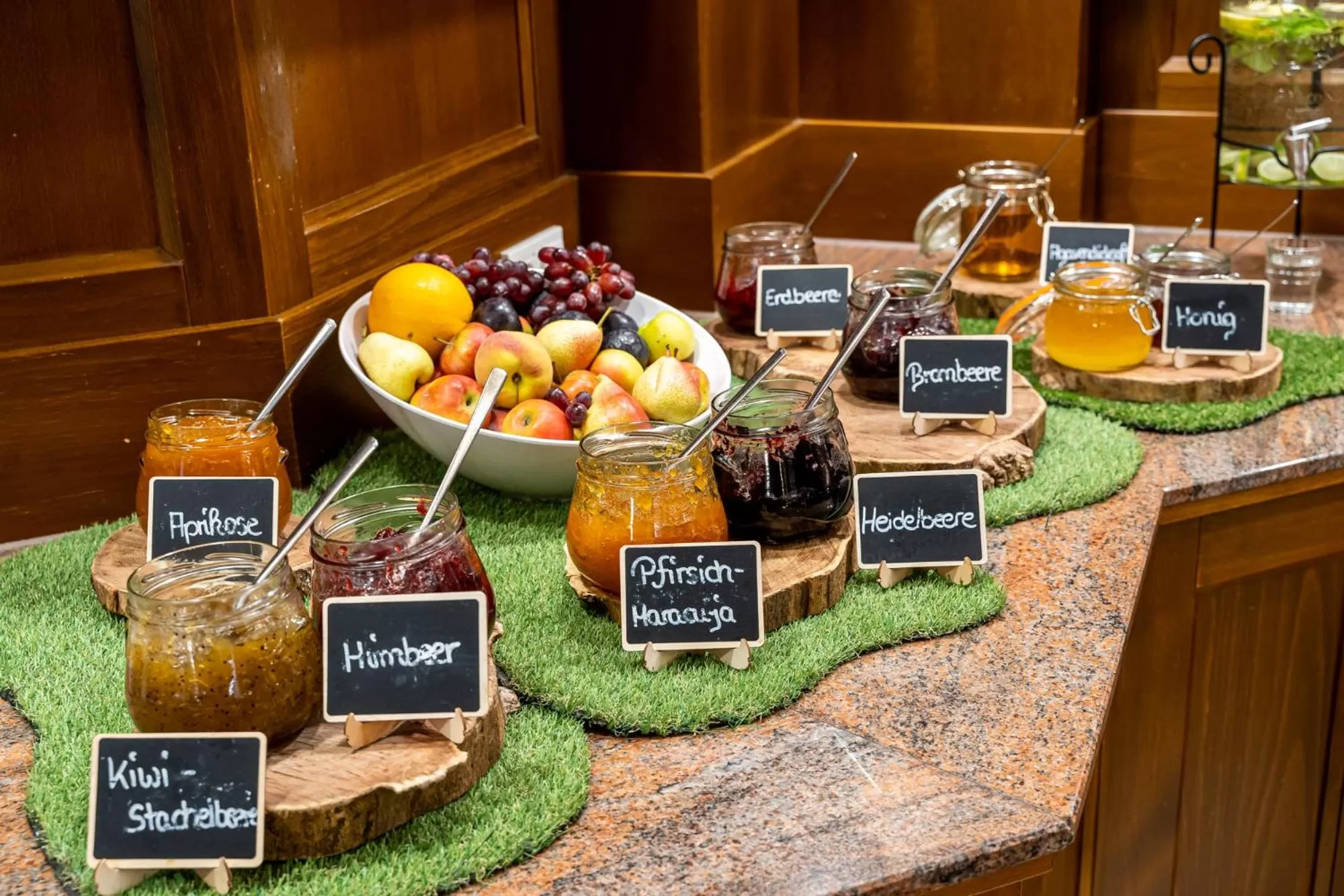 Food and drinks in Waldhotel Tannenhäuschen