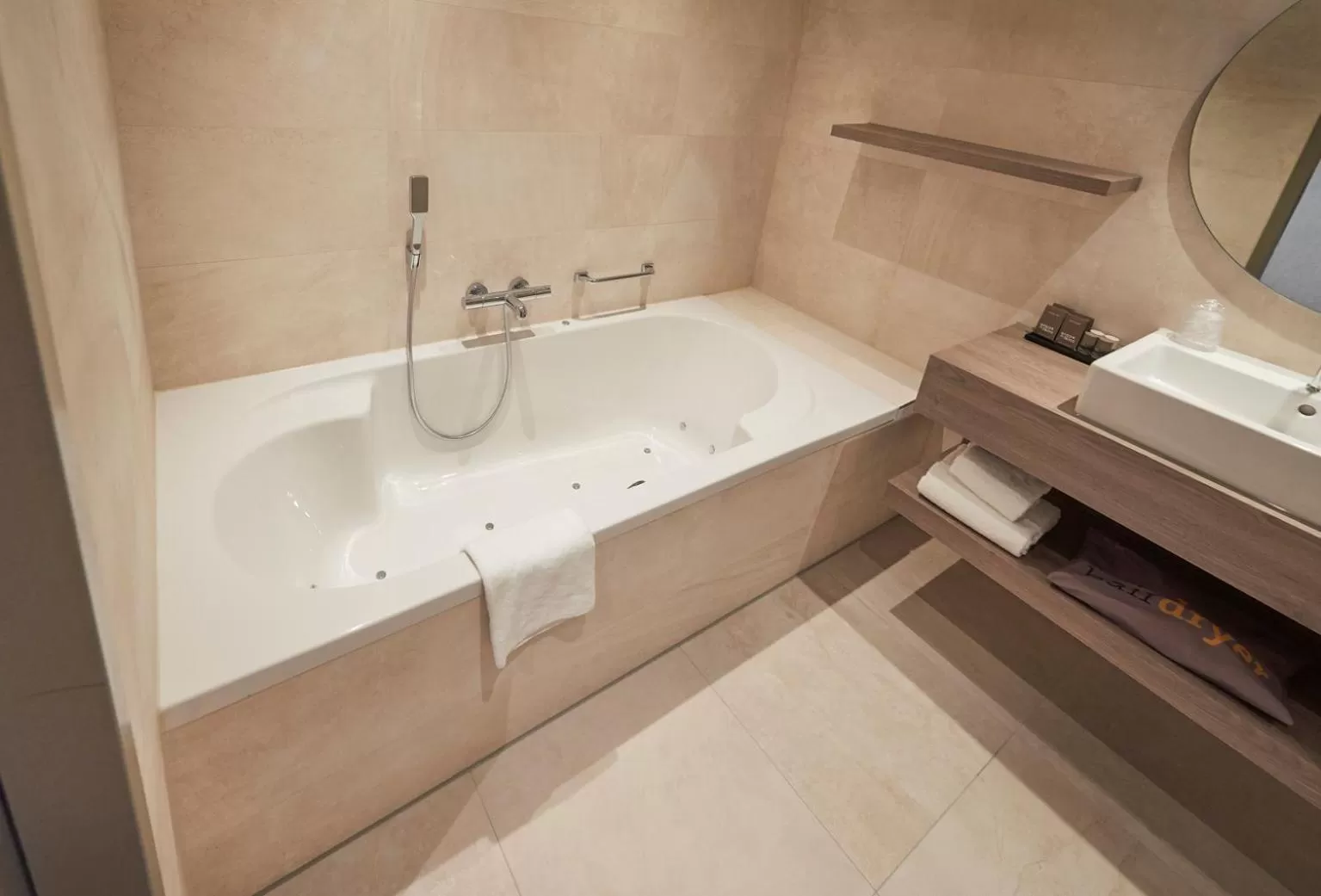 Spa and wellness centre/facilities in Van der Valk Hotel Leeuwarden