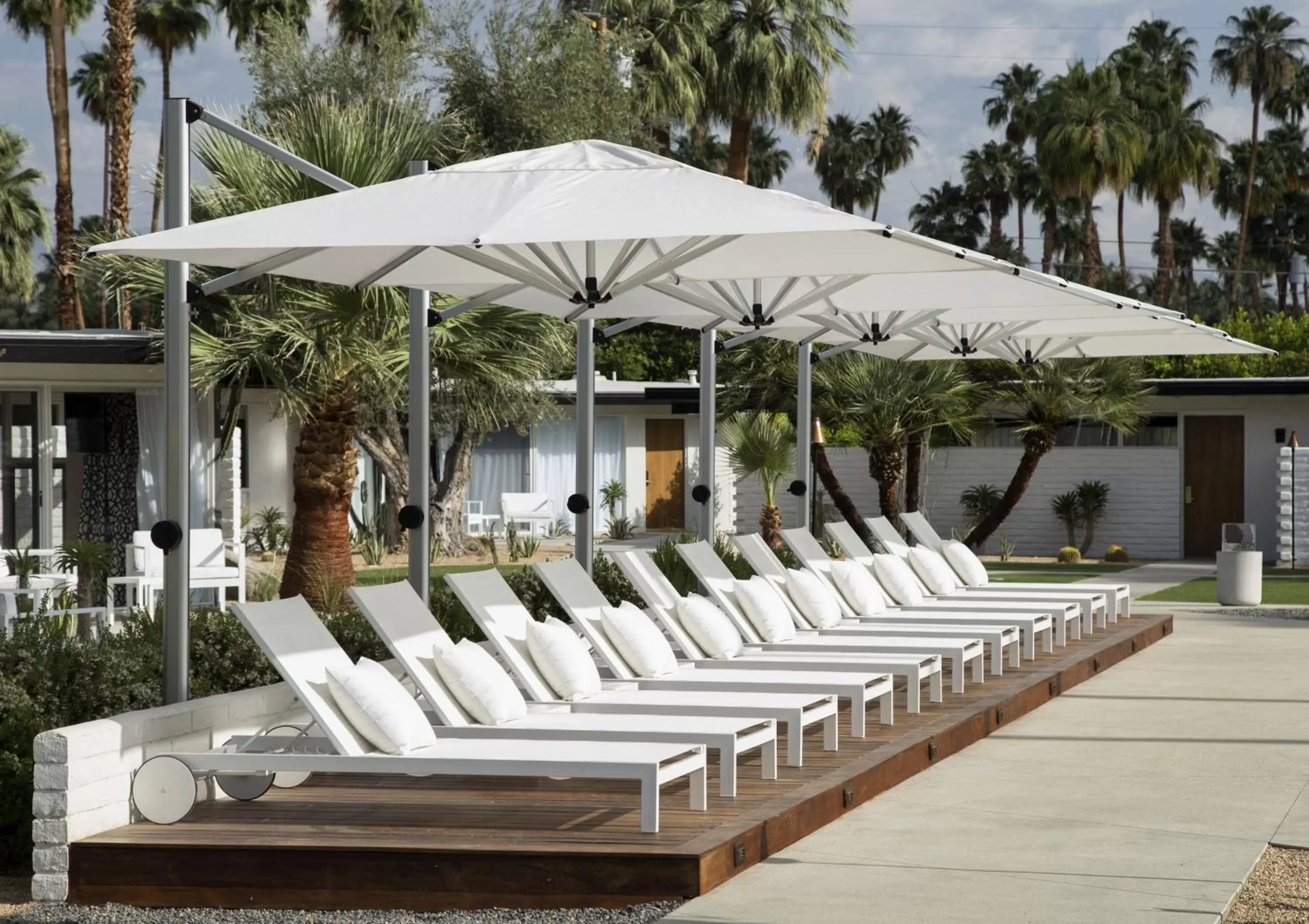 Decorative detail, Swimming Pool in L'Horizon Resort & Spa, Hermann Bungalows