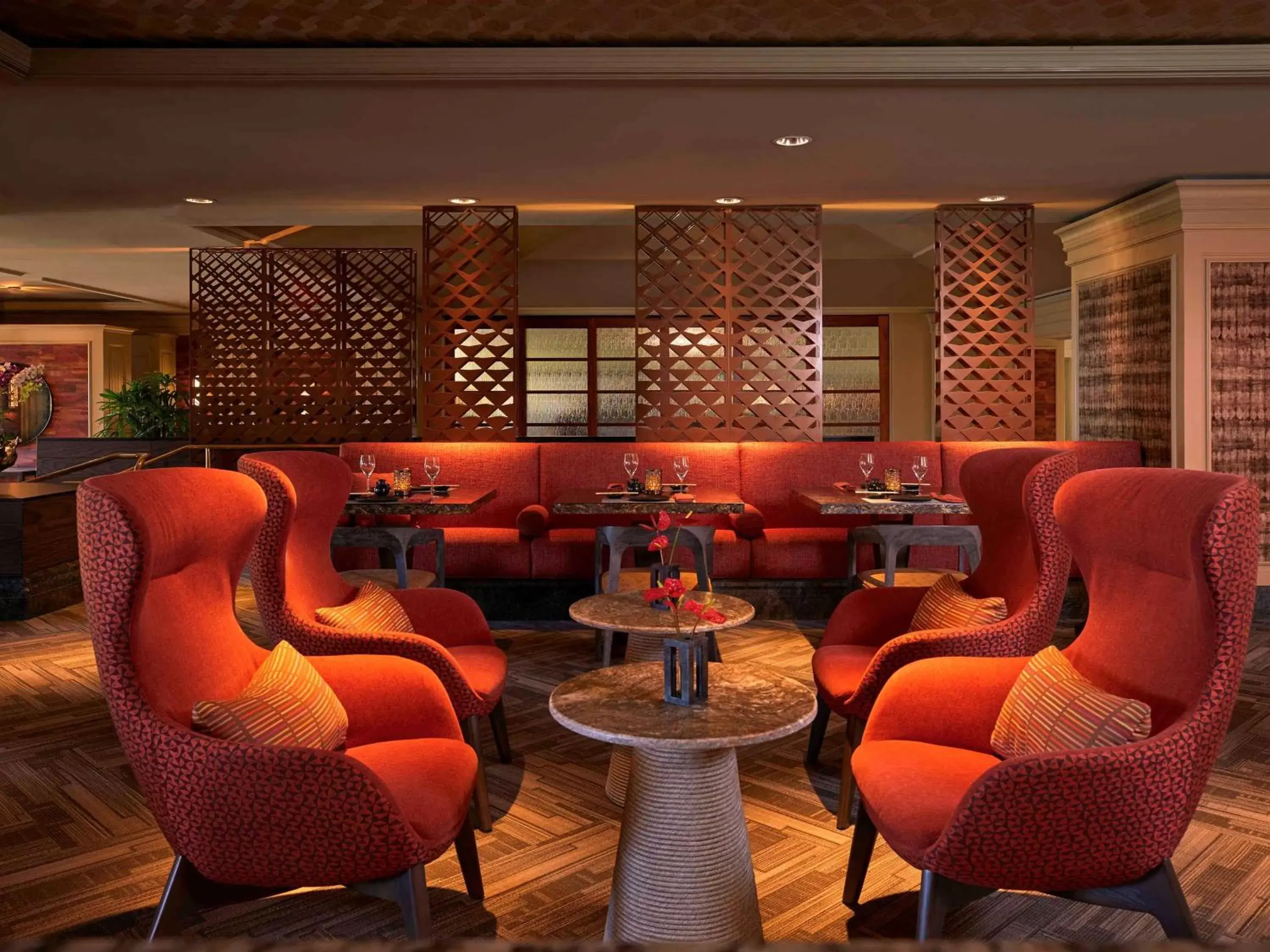 Restaurant/places to eat, Lounge/Bar in Fairmont Orchid