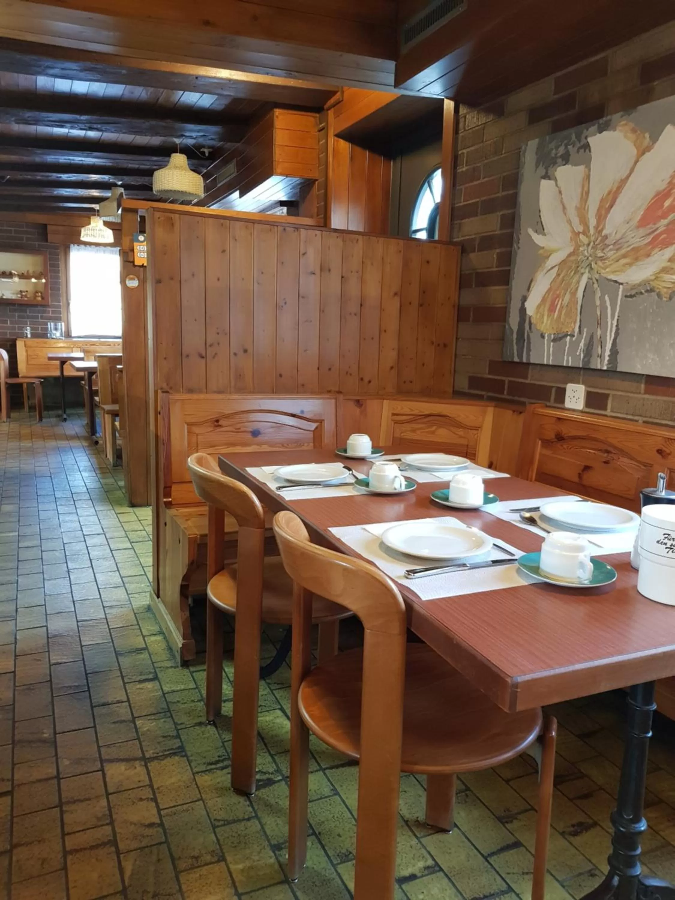 Restaurant/Places to Eat in Garni-Hotel Mühletal