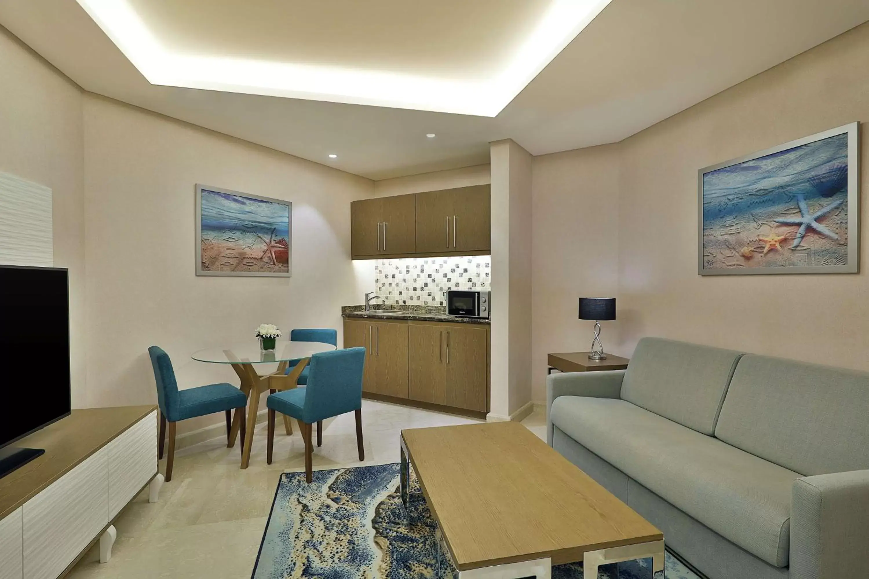 Living room, Seating Area in Hilton Hurghada Plaza Hotel
