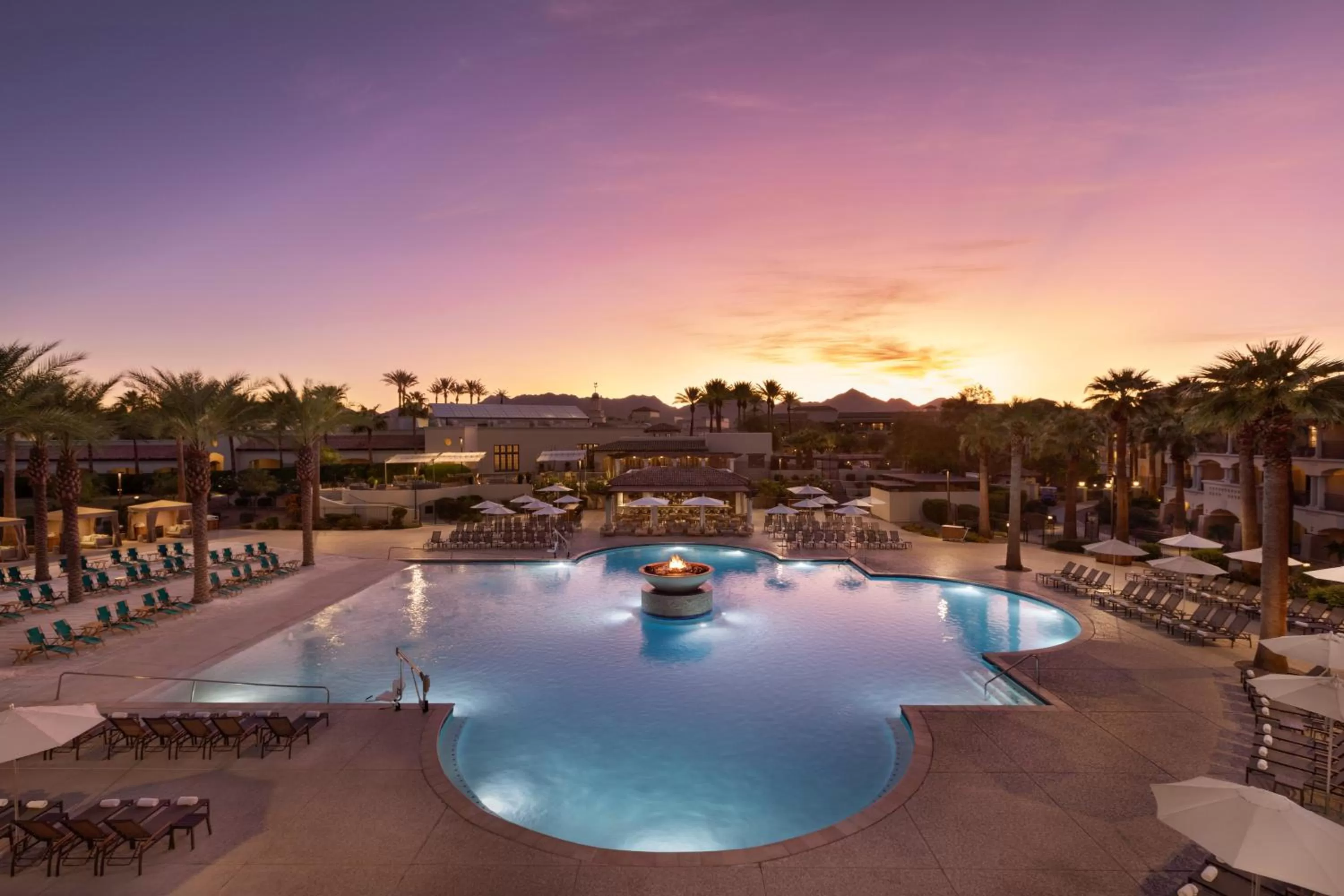 Swimming pool in Fairmont Scottsdale Princess