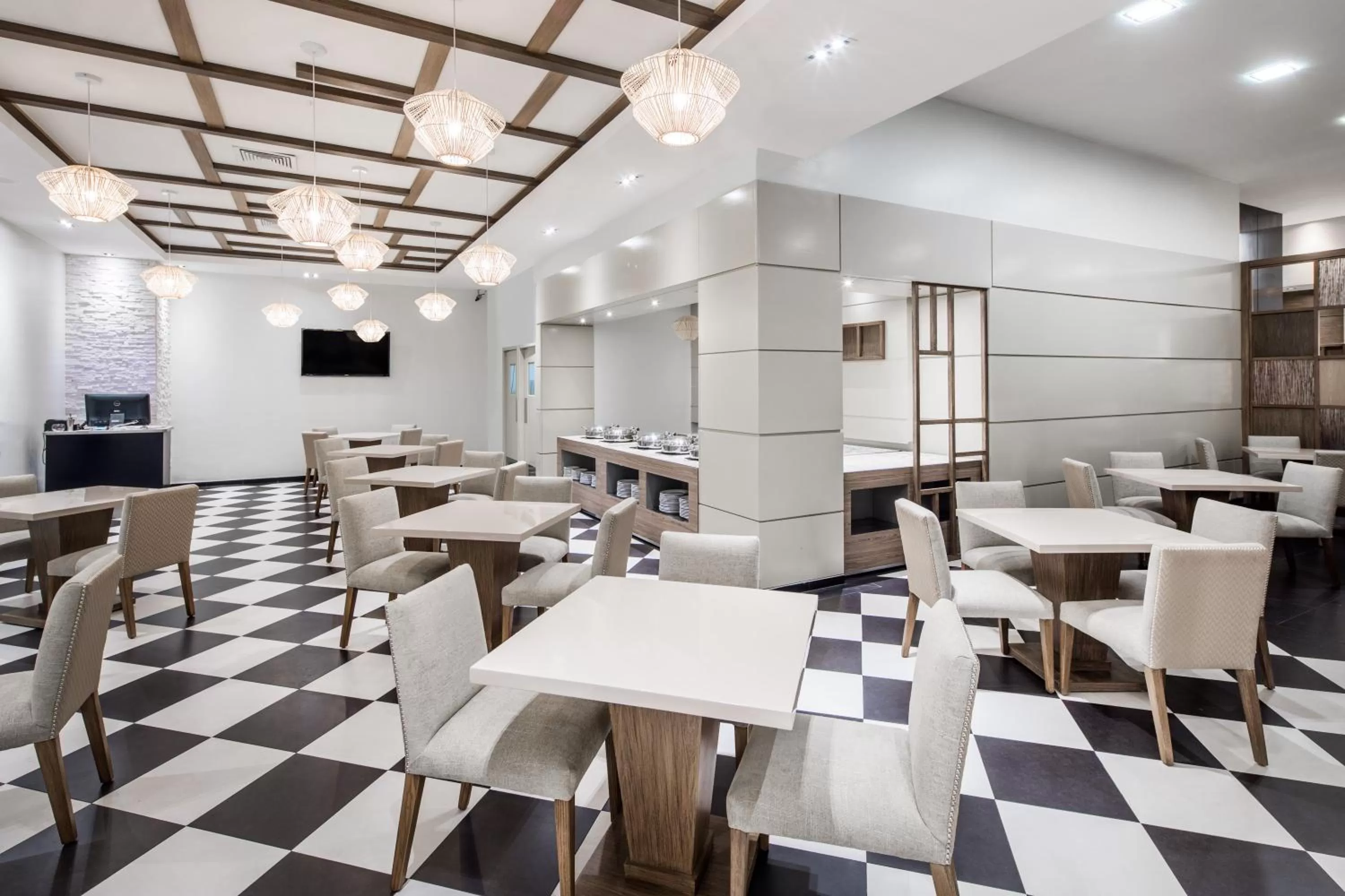 Food and drinks in Wyndham Garden Guayaquil