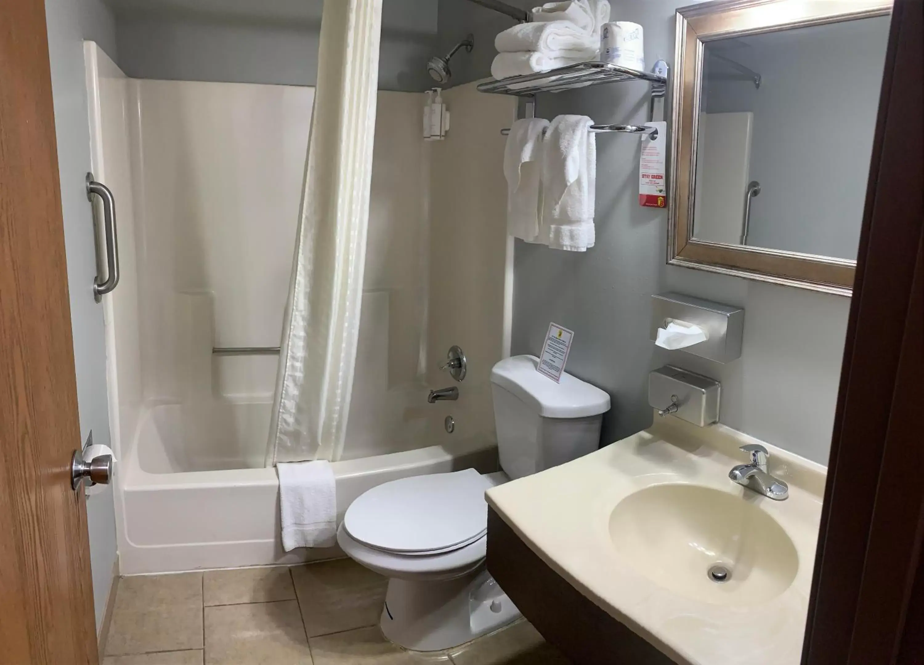 Bathroom in Super 8 by Wyndham Emporia