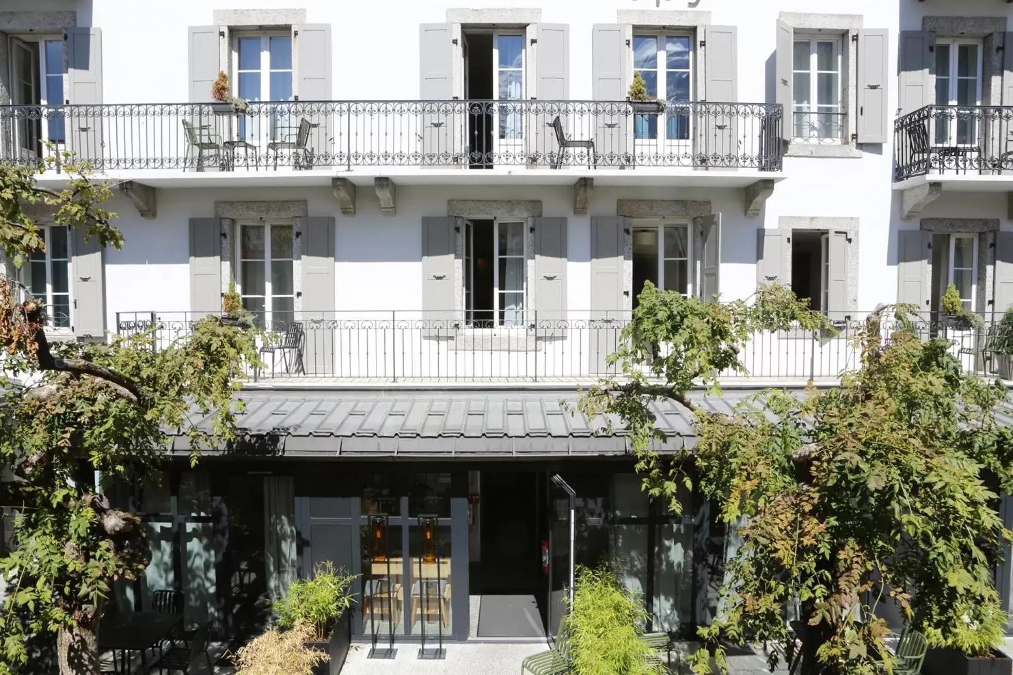 Facade/entrance, Property Building in Le Génépy - Appart'hôtel de Charme