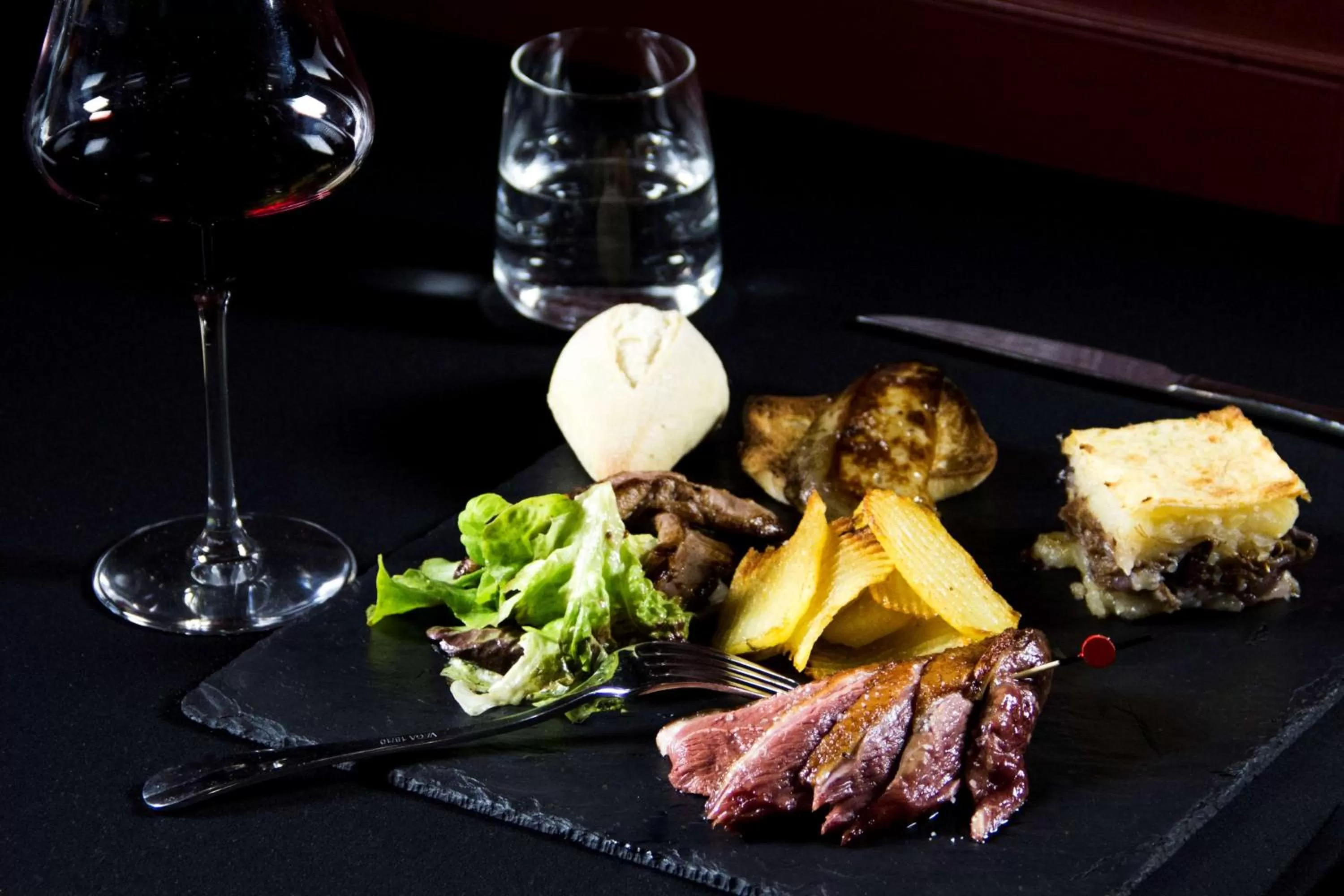 Restaurant/places to eat in Best Western Plus Le Canard sur le Toit