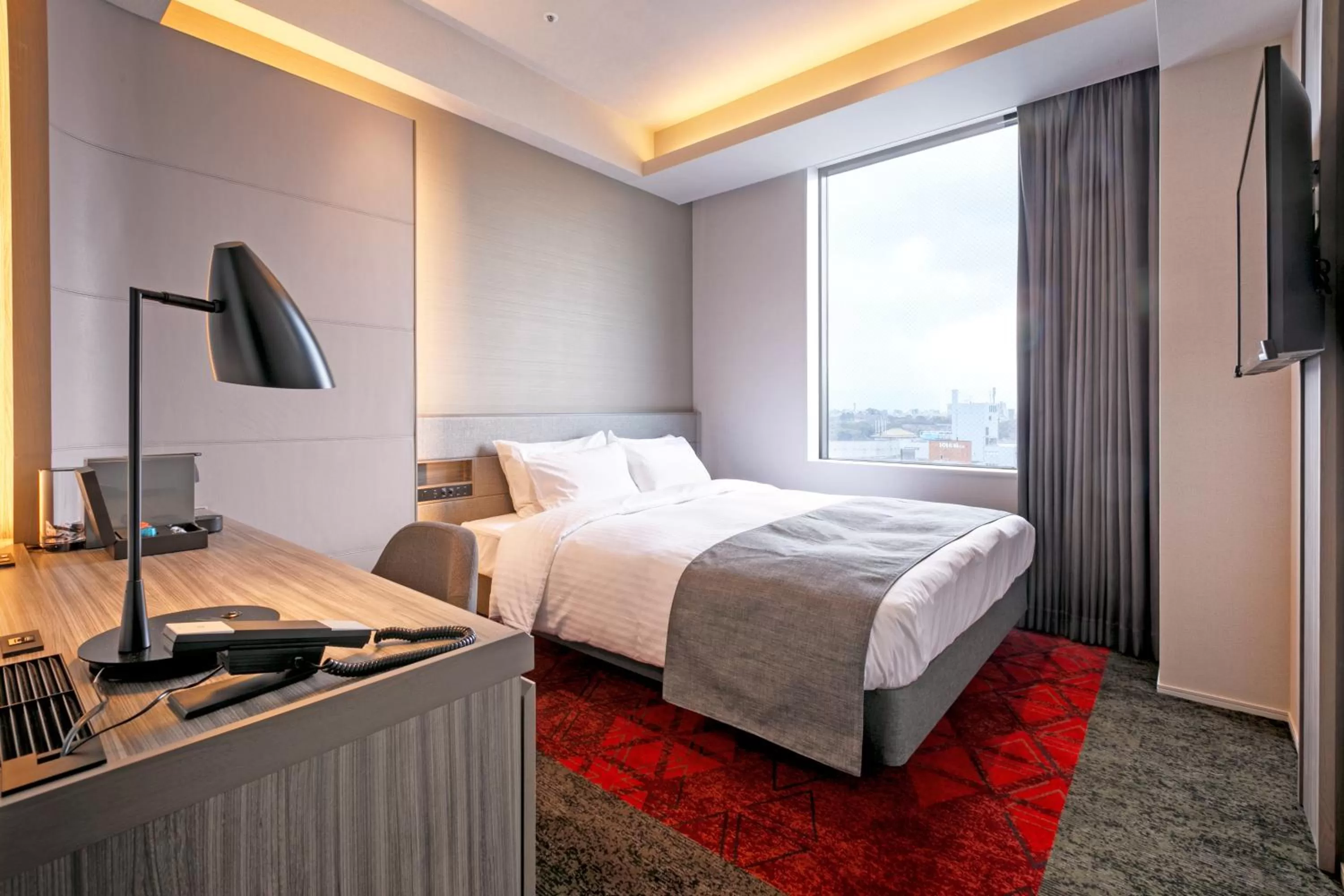 Queen Room - single occupancy - Non-Smoking in Hotel JAL City Fukuoka Tenjin