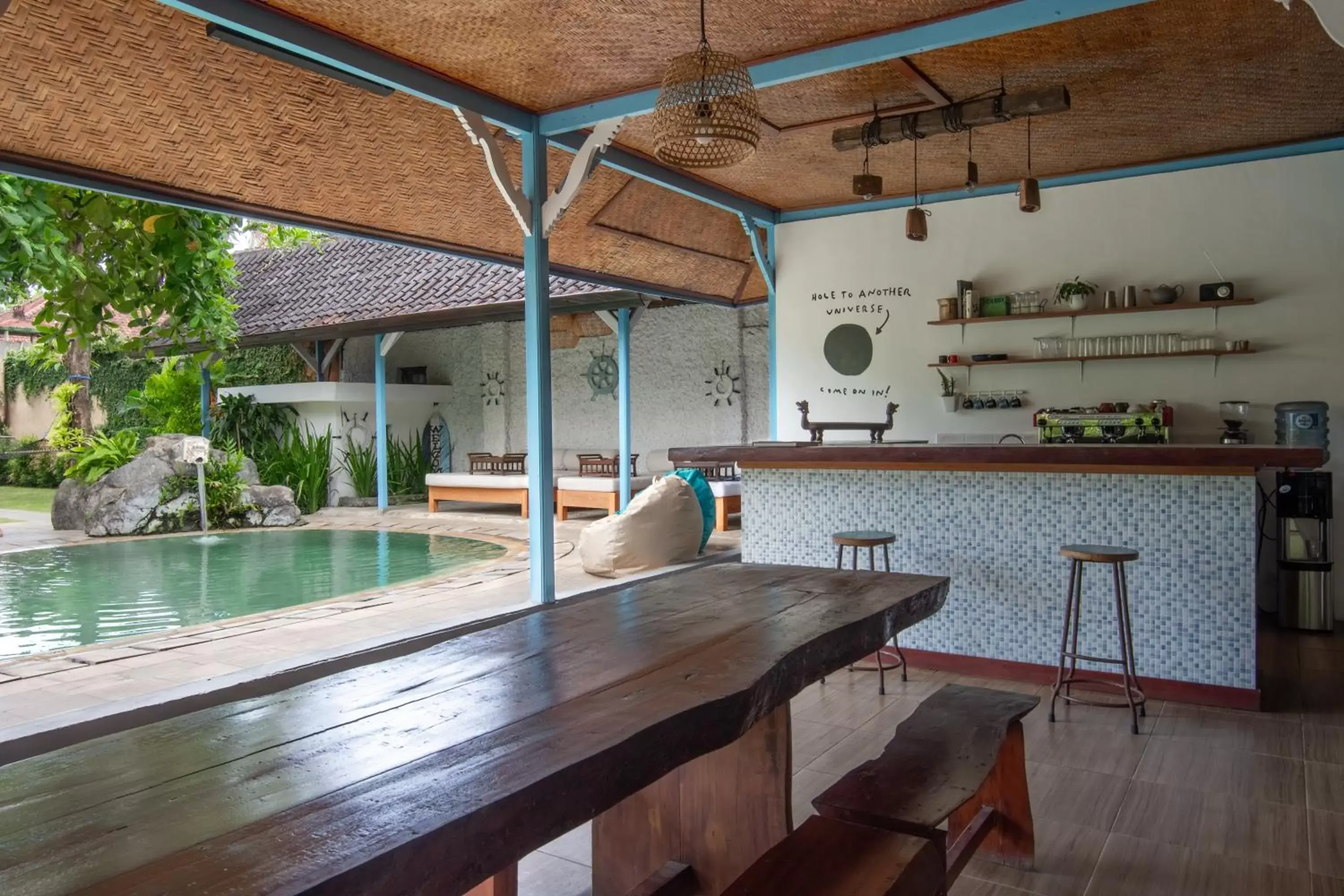 Restaurant/places to eat, Lounge/Bar in Sanur House