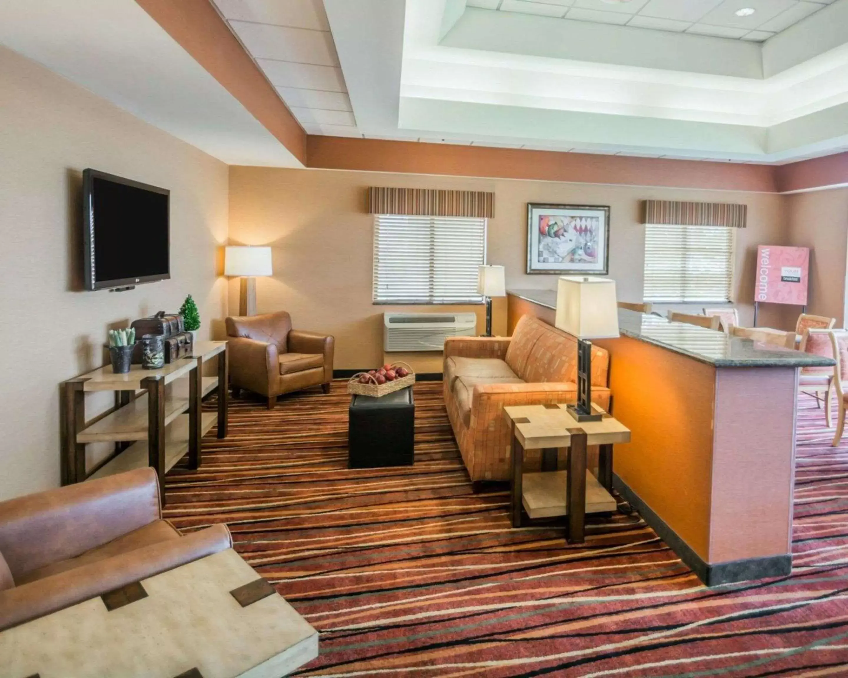 Lobby or reception in Comfort Inn - NYS Fairgrounds Lobby or reception in Comfort Inn - NYS Fairgrounds