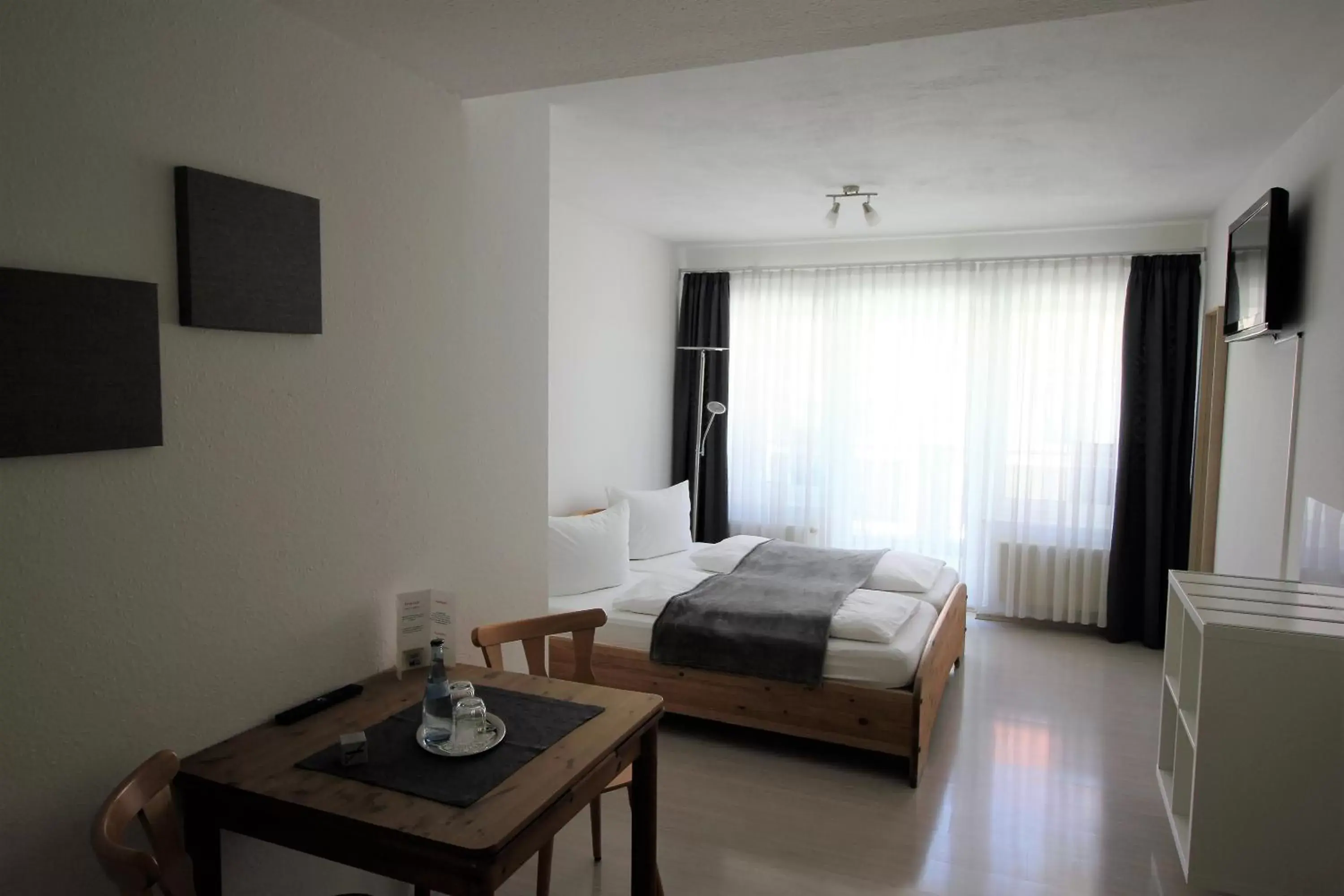Double Room - single occupancy in Hotel Wirtshaus Krone Double Room - single occupancy in Hotel Wirtshaus Krone