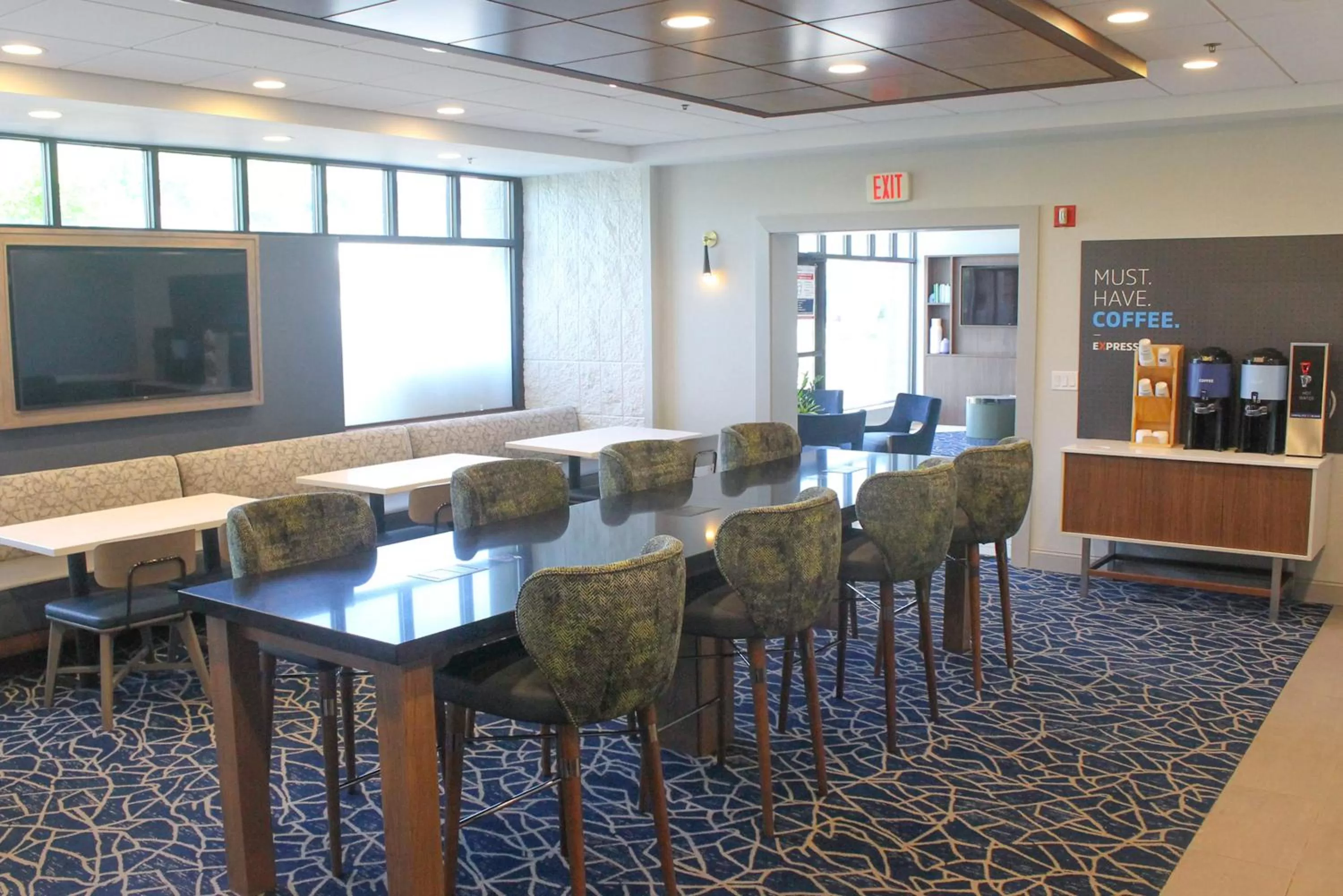 Restaurant/places to eat in Holiday Inn Express & Suites Boston - Cambridge by IHG