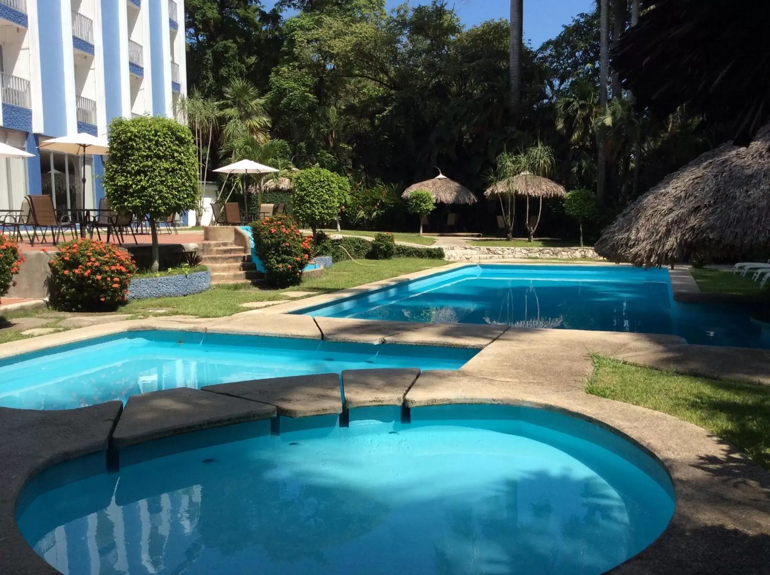 Day, Swimming Pool in Hotel Maya Palenque