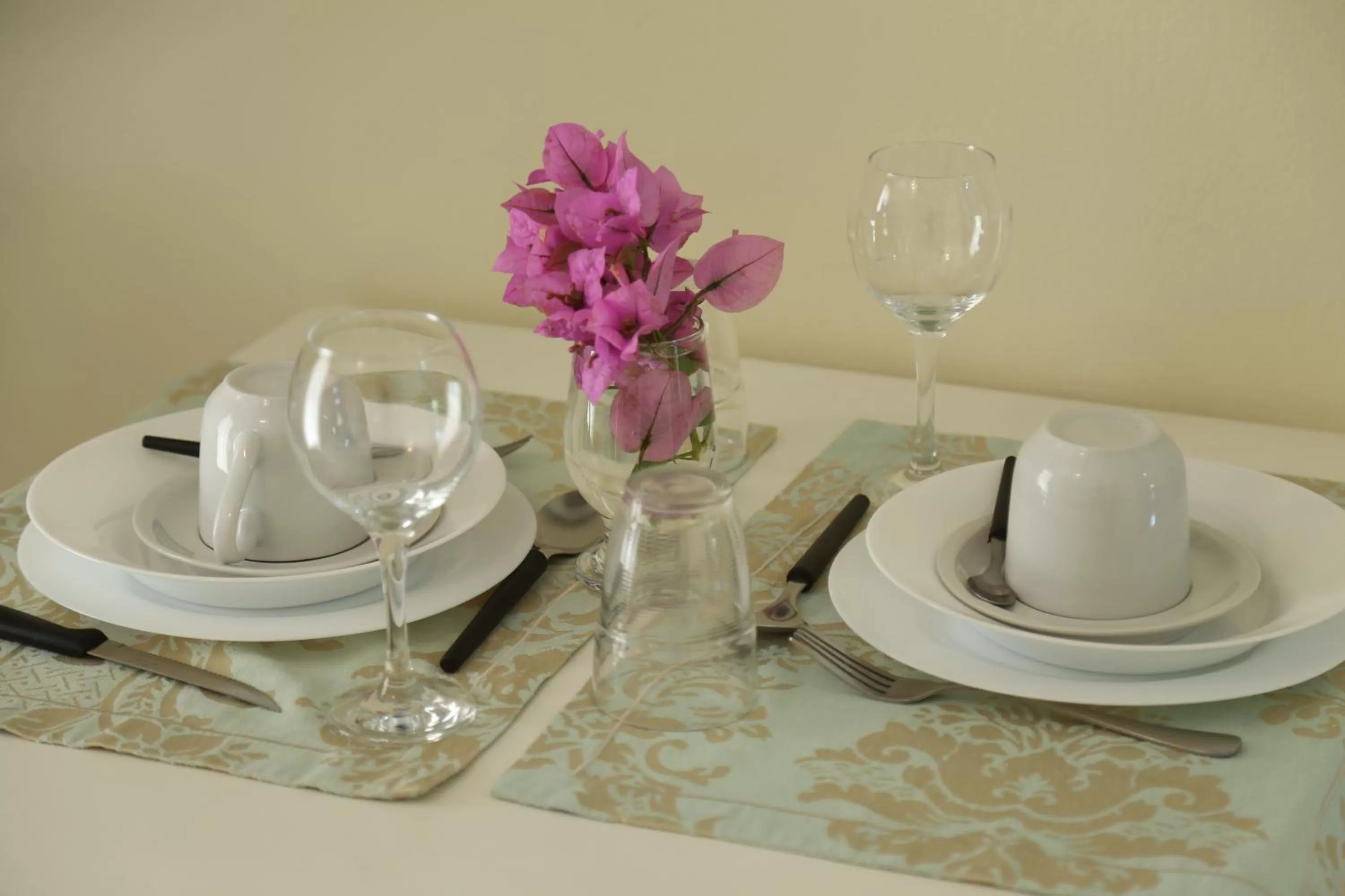 Restaurant/Places to Eat in Pousada Lanai Canela