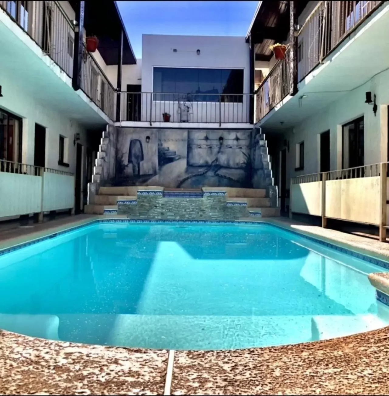 Swimming pool in Hotel Paquime