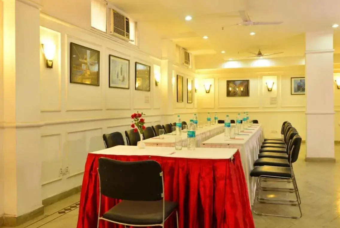 Hotel Shanti Palace West Patel Nagar