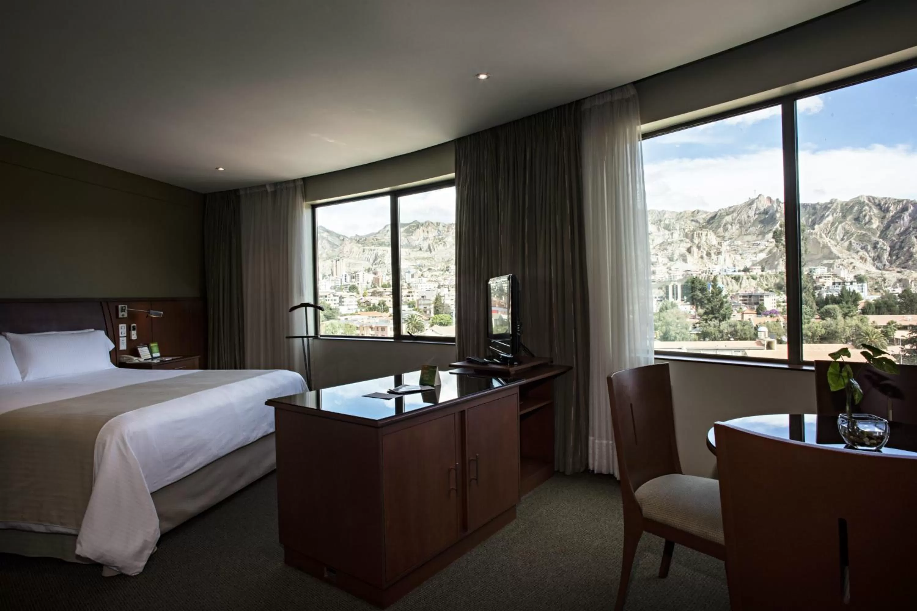 Bed in Suites Camino Real