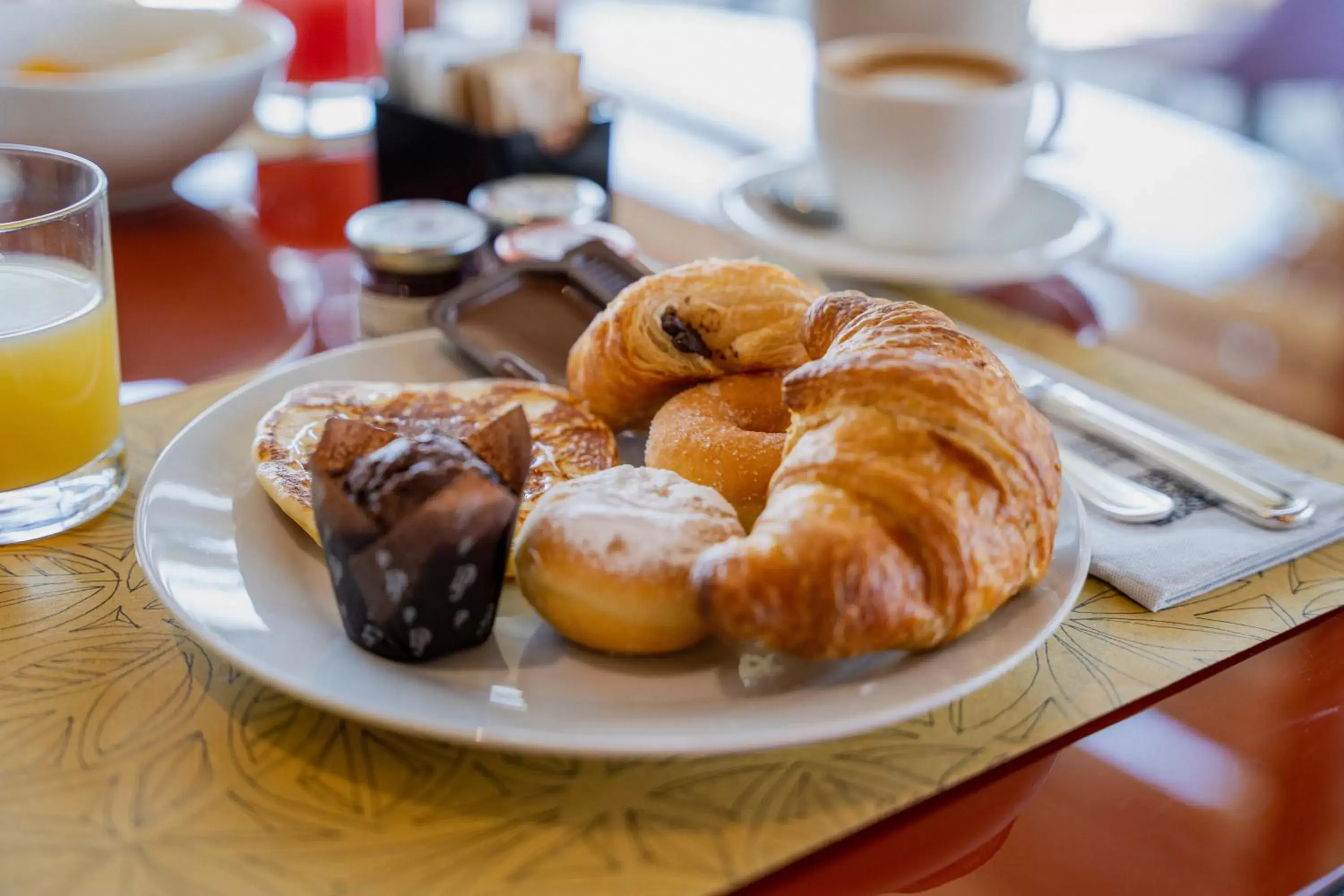 Breakfast in Grand Hotel Billia