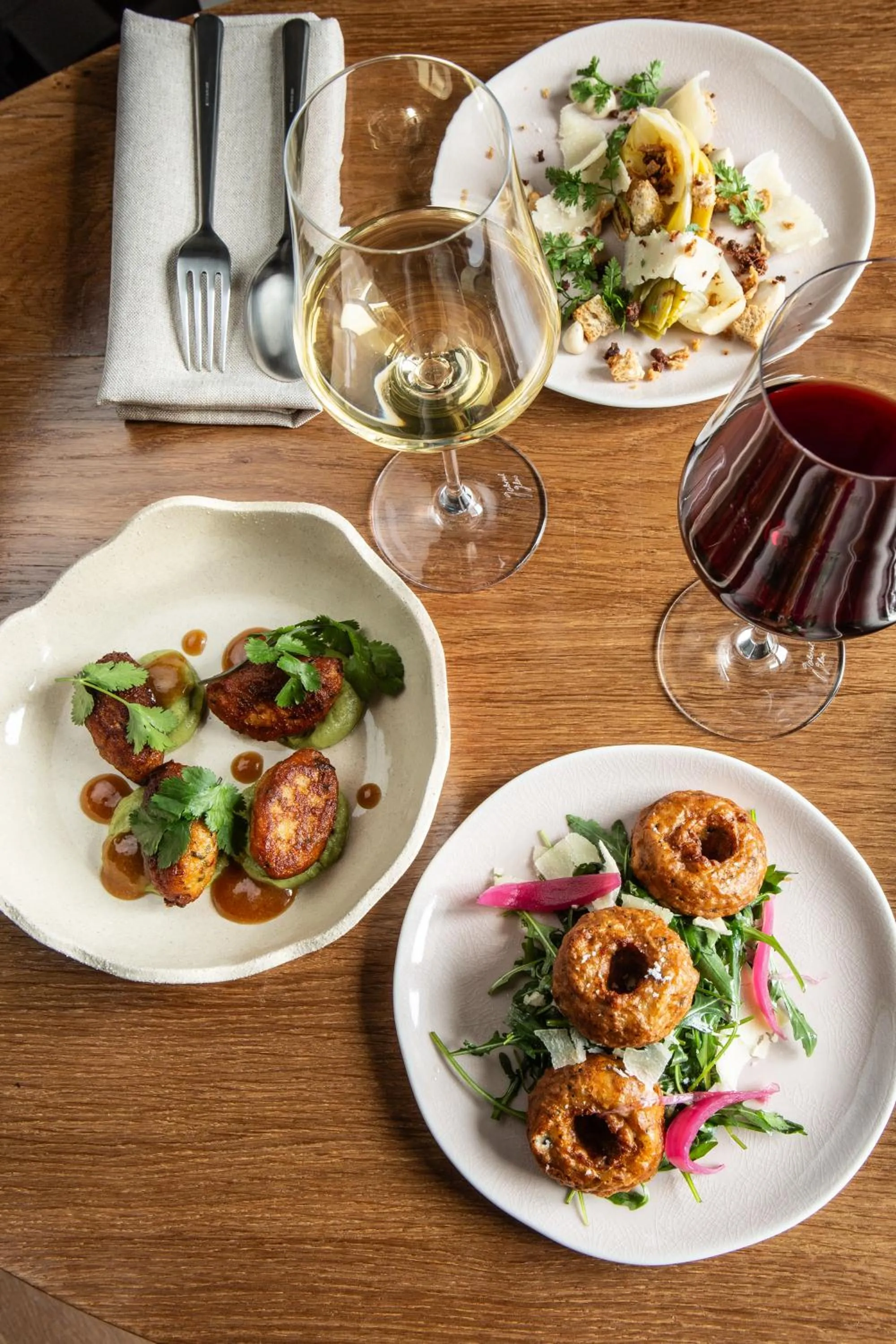 Restaurant/places to eat in ibis Styles Paris Gare du Nord TGV