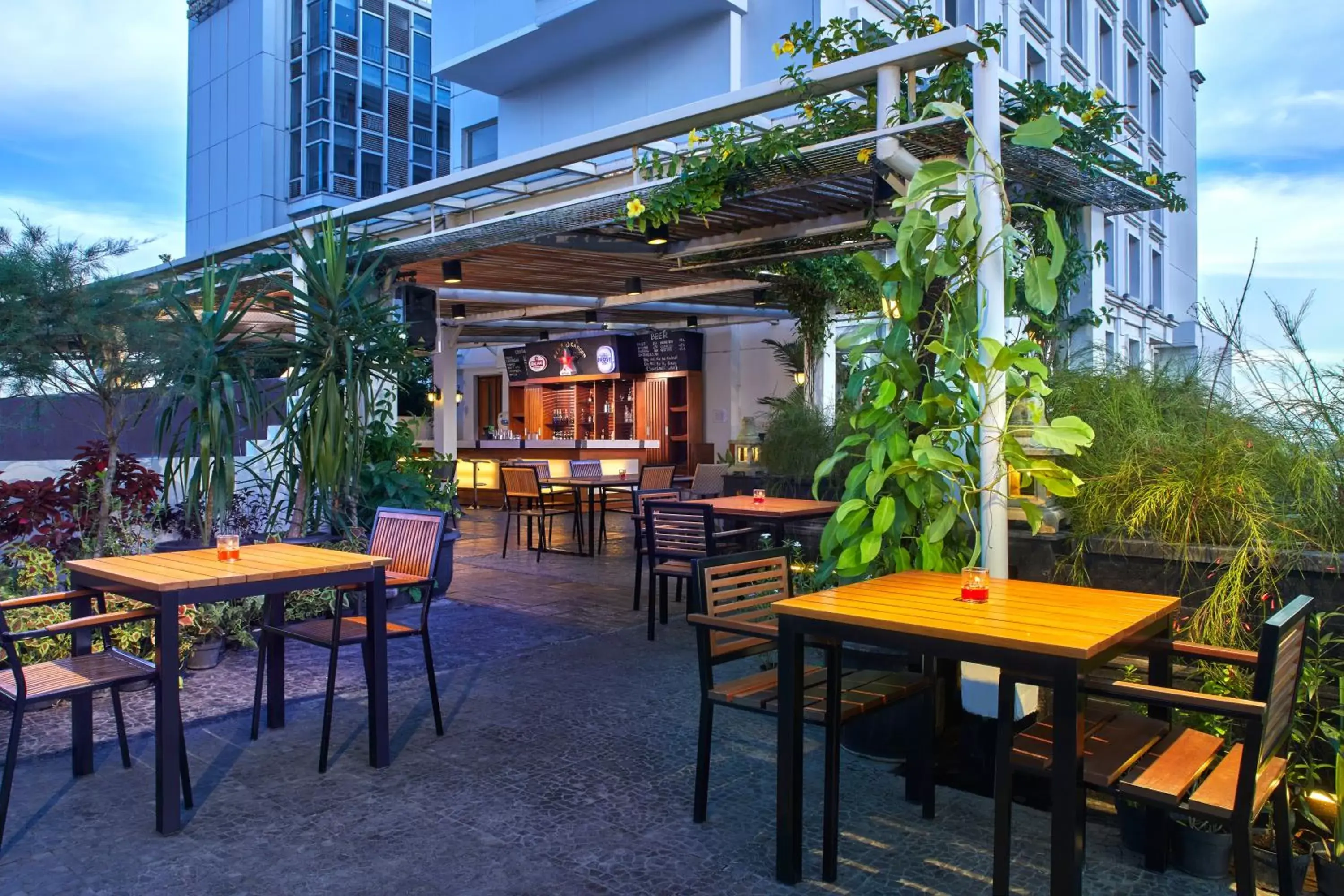 Balcony/Terrace in Jambuluwuk Malioboro Hotel Yogyakarta