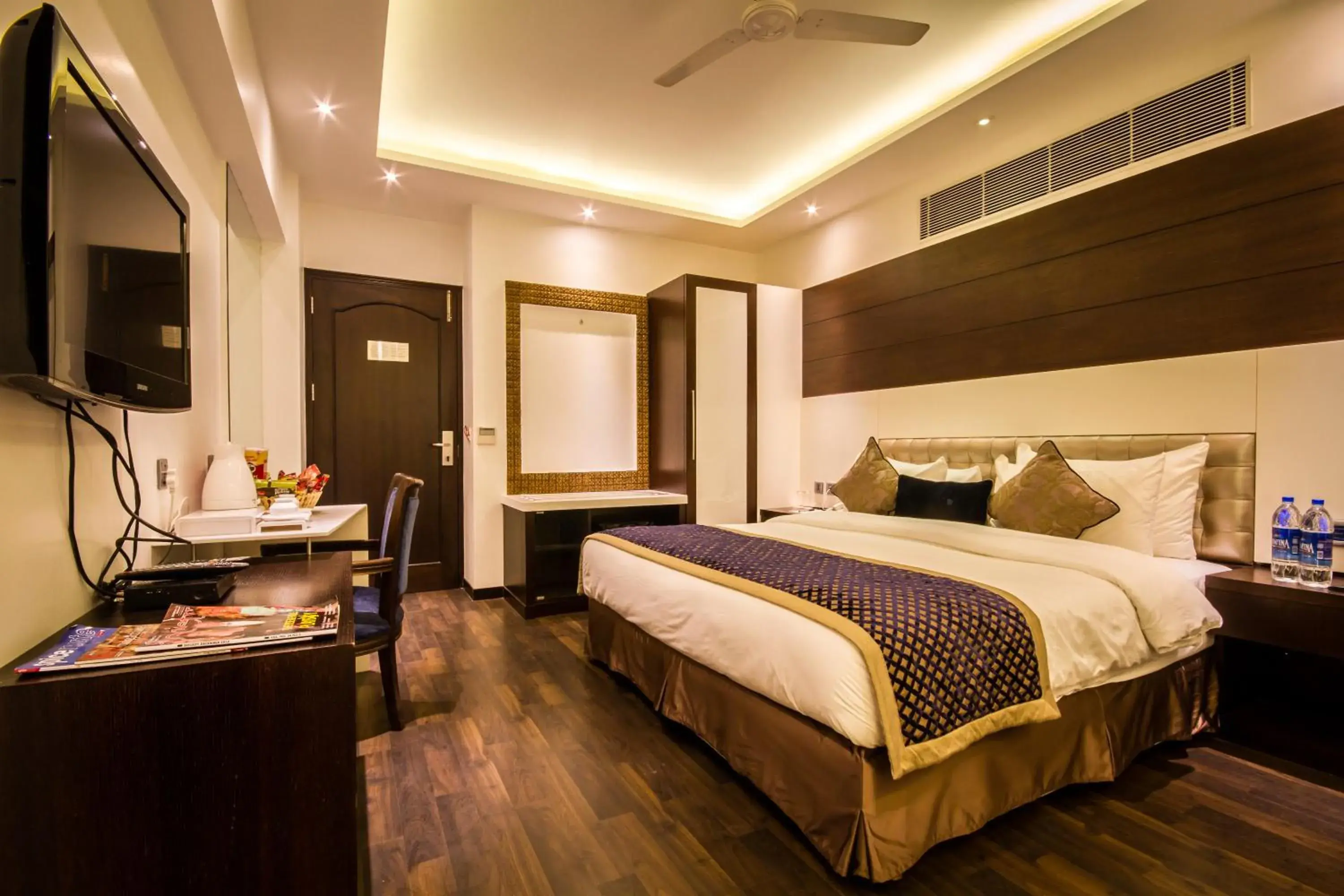 Bed in Grand Godwin Near NDLS Railway Station- Paharganj