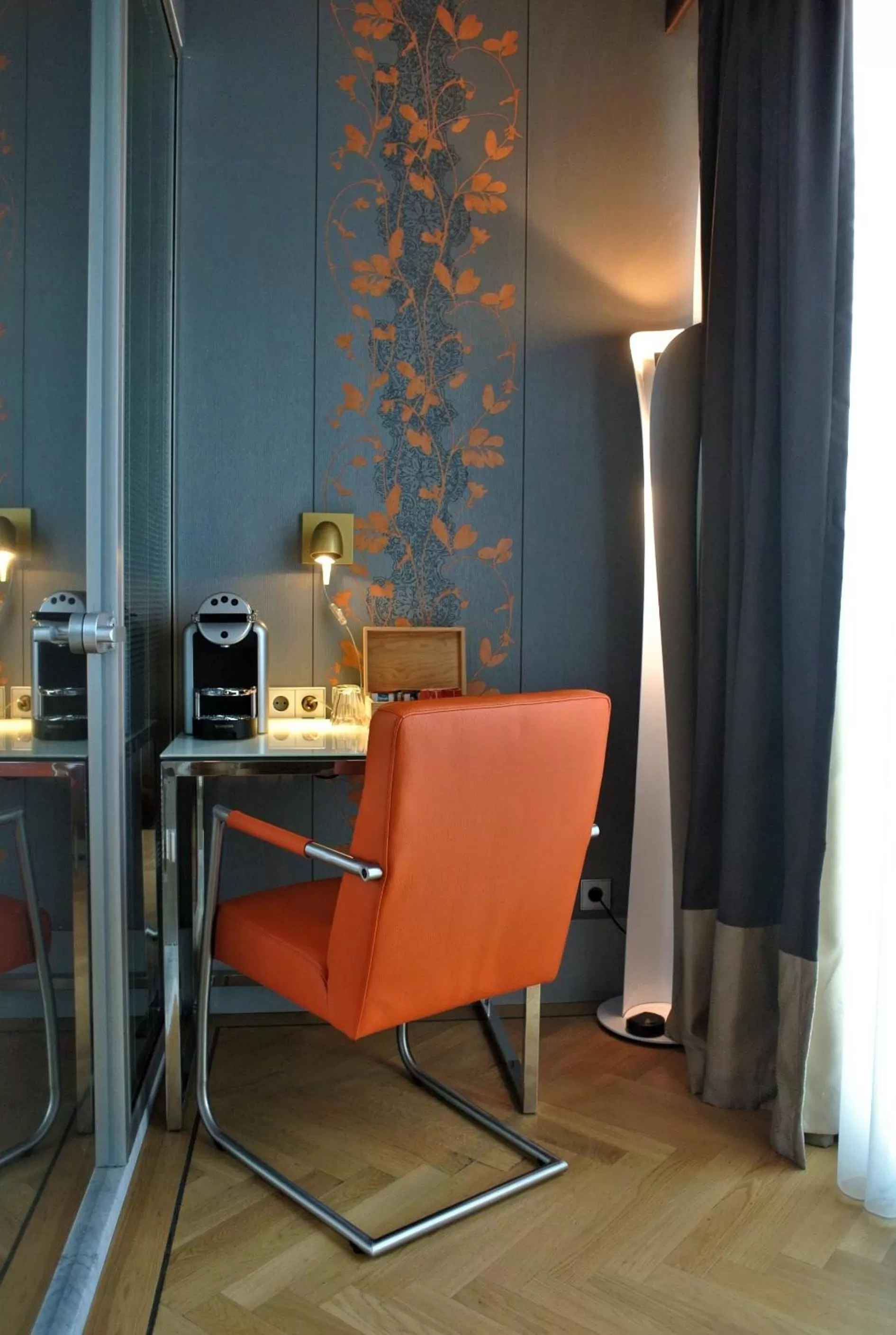 Coffee/tea facilities in Amadi Park Hotel