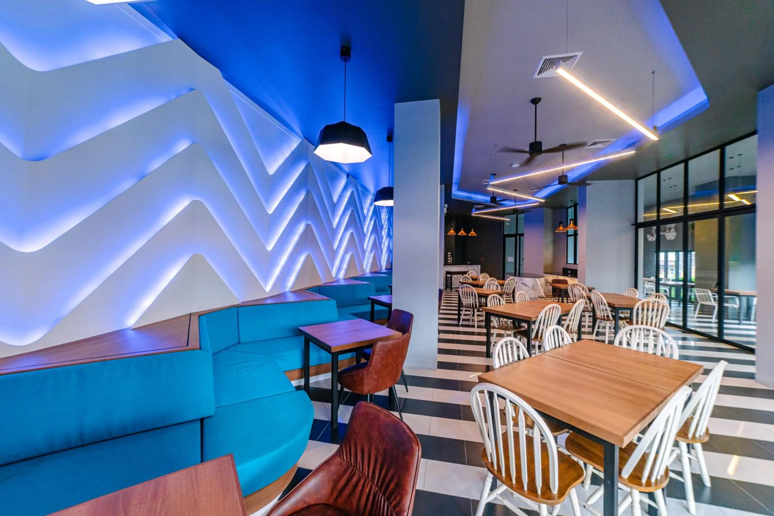 Restaurant/places to eat in Ratana Hotel Sakdidet, PHUKET TOWN