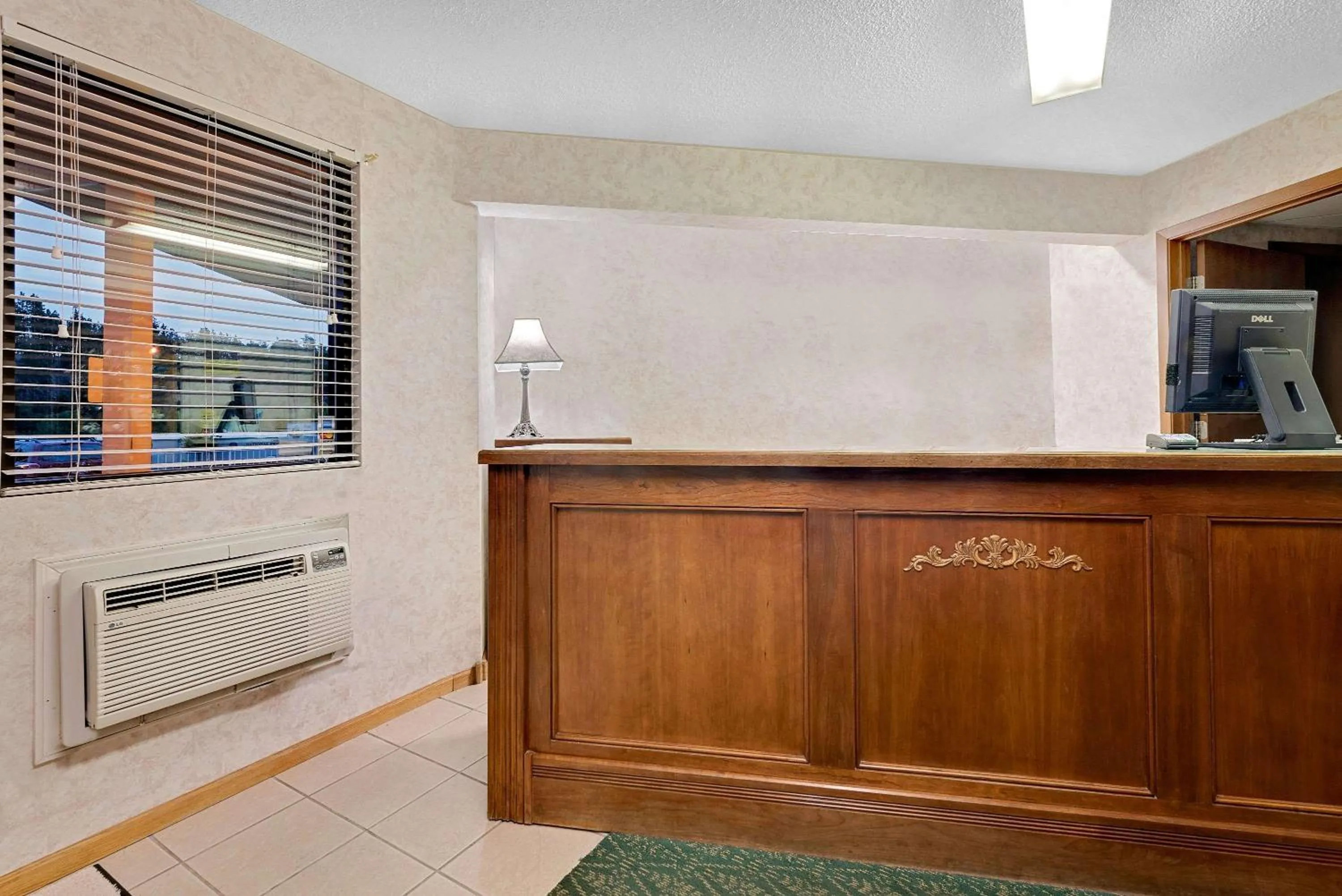 Lobby or reception in Super 8 by Wyndham Keystone/Mt. Rushmore