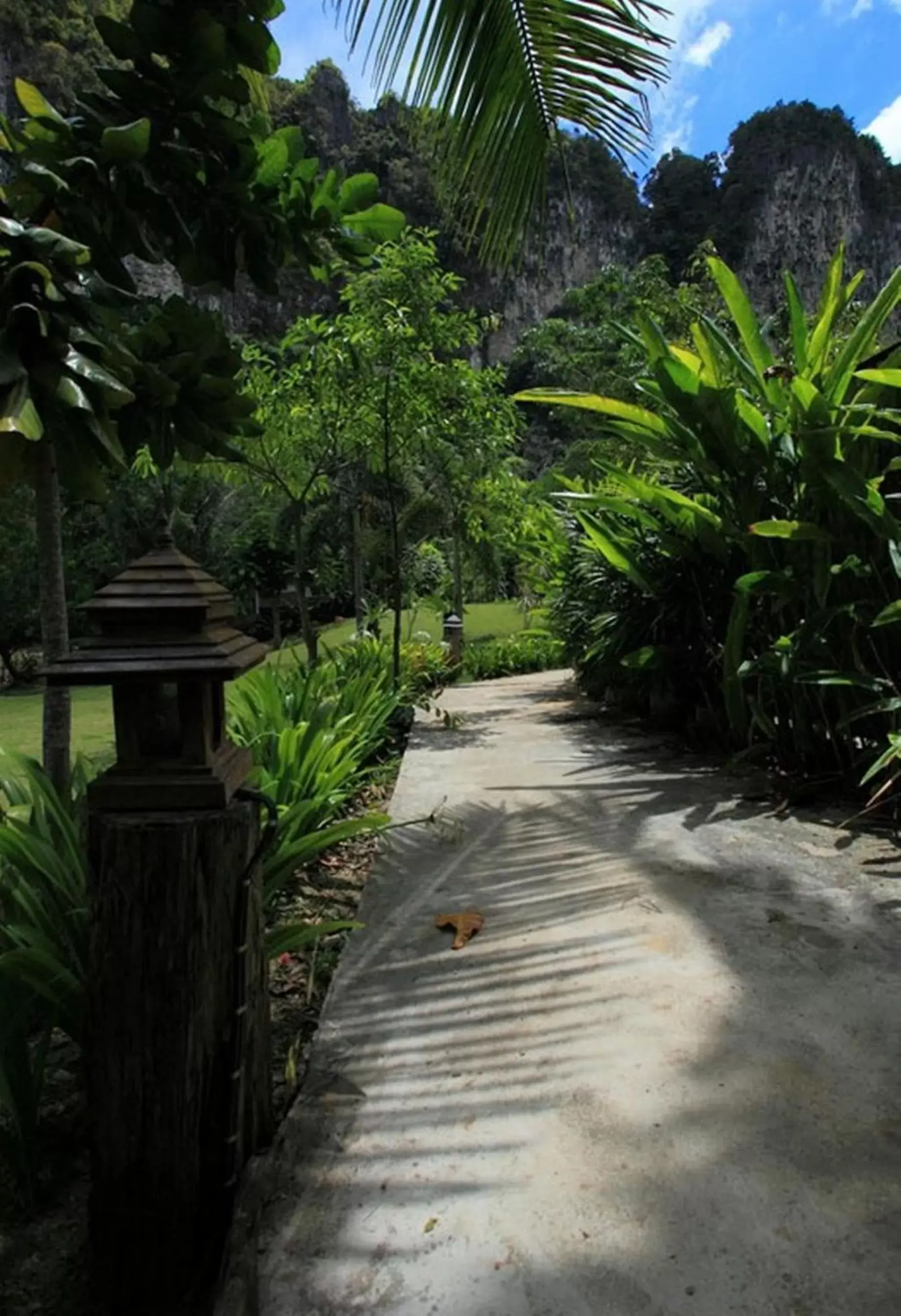 Garden in Vipa Tropical Resort