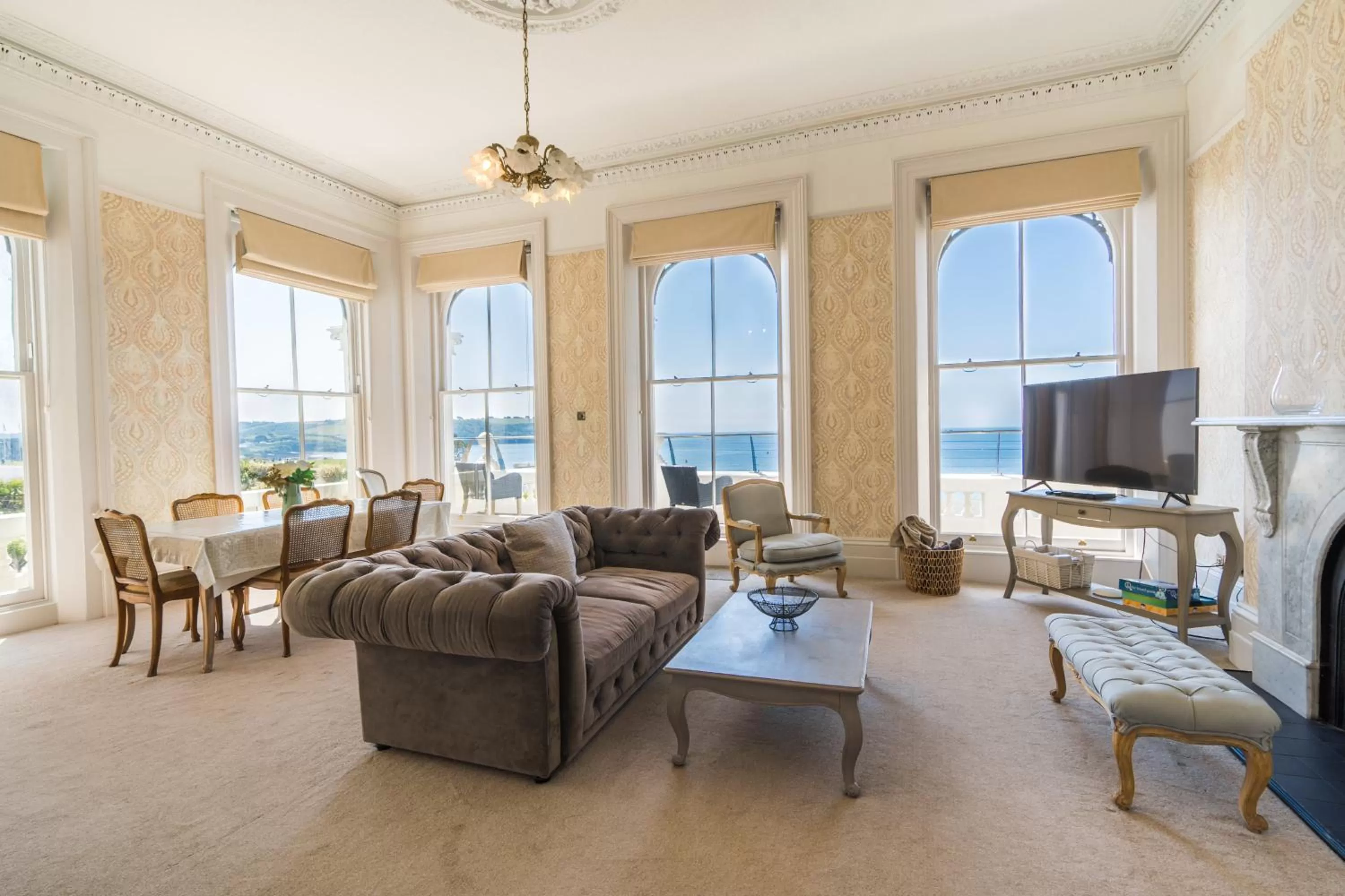 Living room in 1 Elliot Terrace