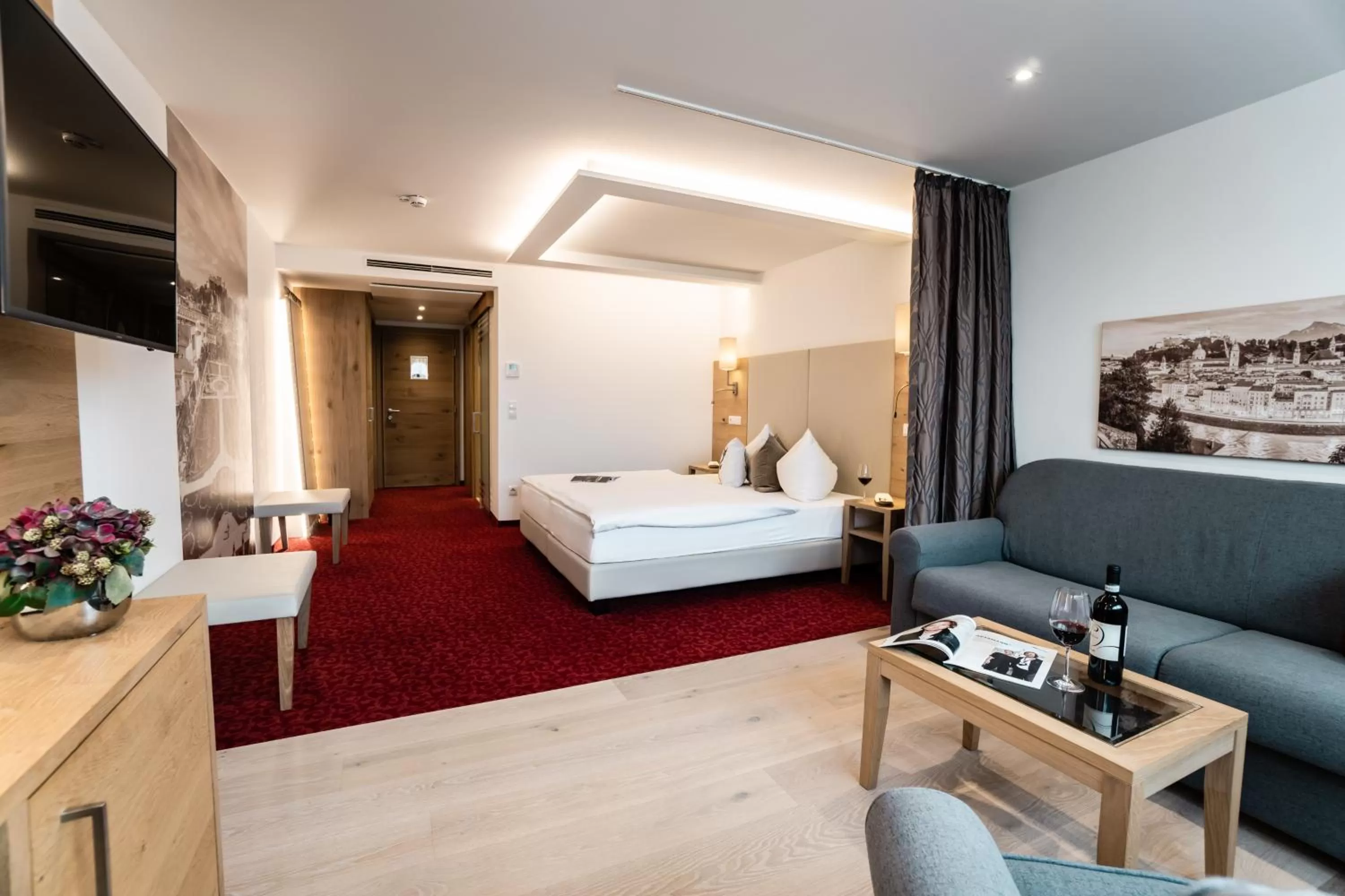 Photo of the whole room, Bed in Hotel Hubertushof