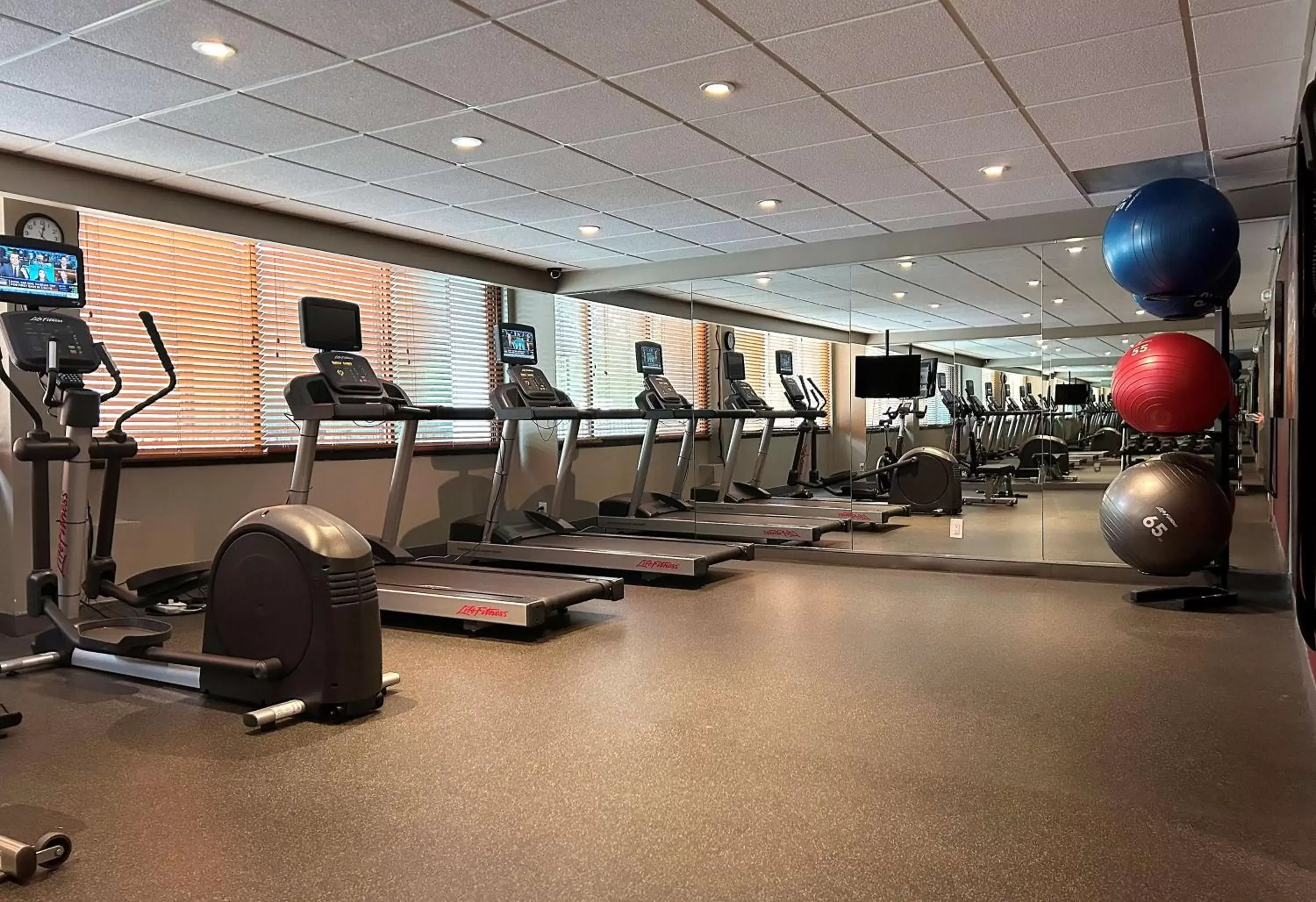 Fitness centre/facilities, Fitness Center/Facilities in Best Western Premier Rockville Hotel & Suites