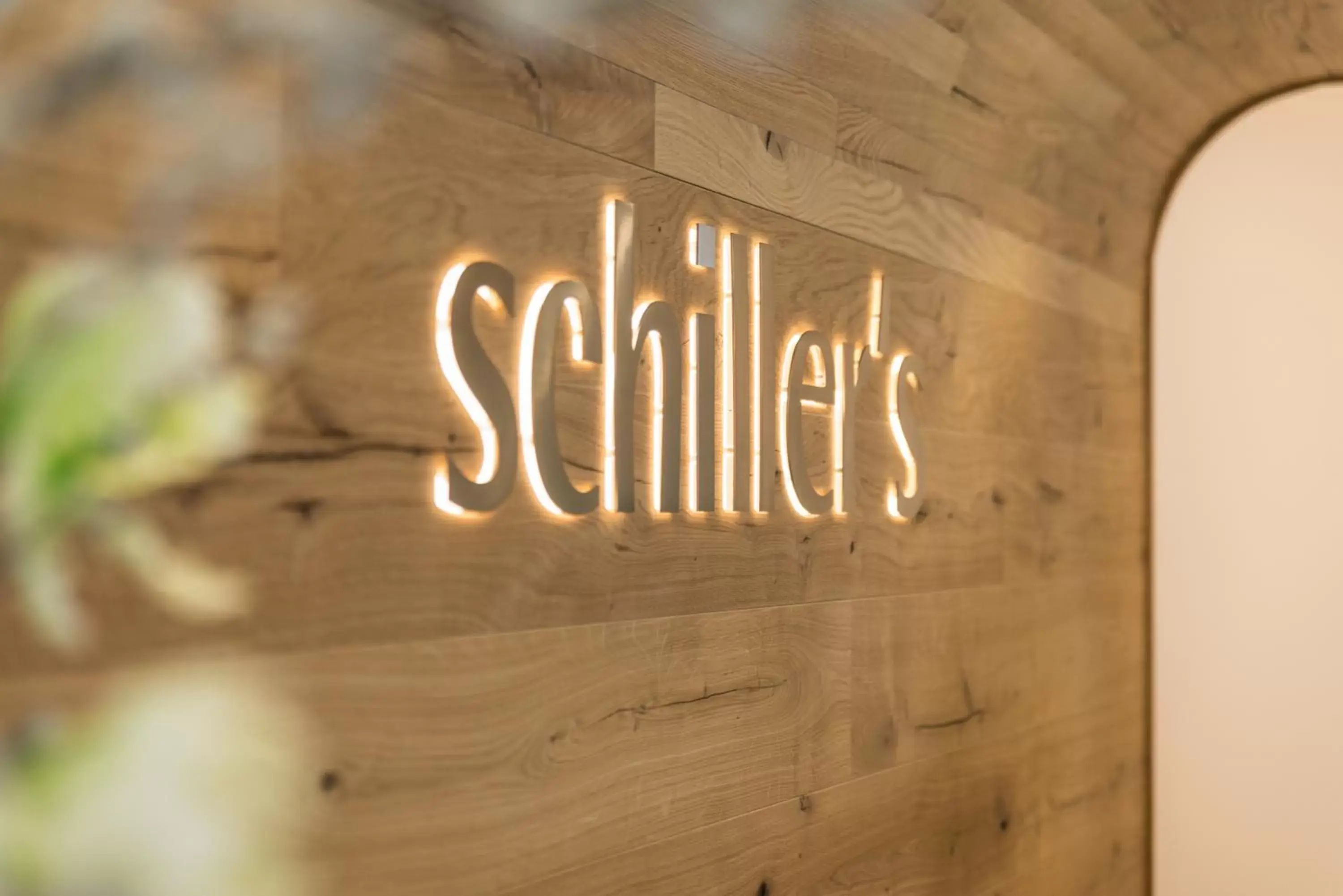Logo/Certificate/Sign in Hotel Schiller
