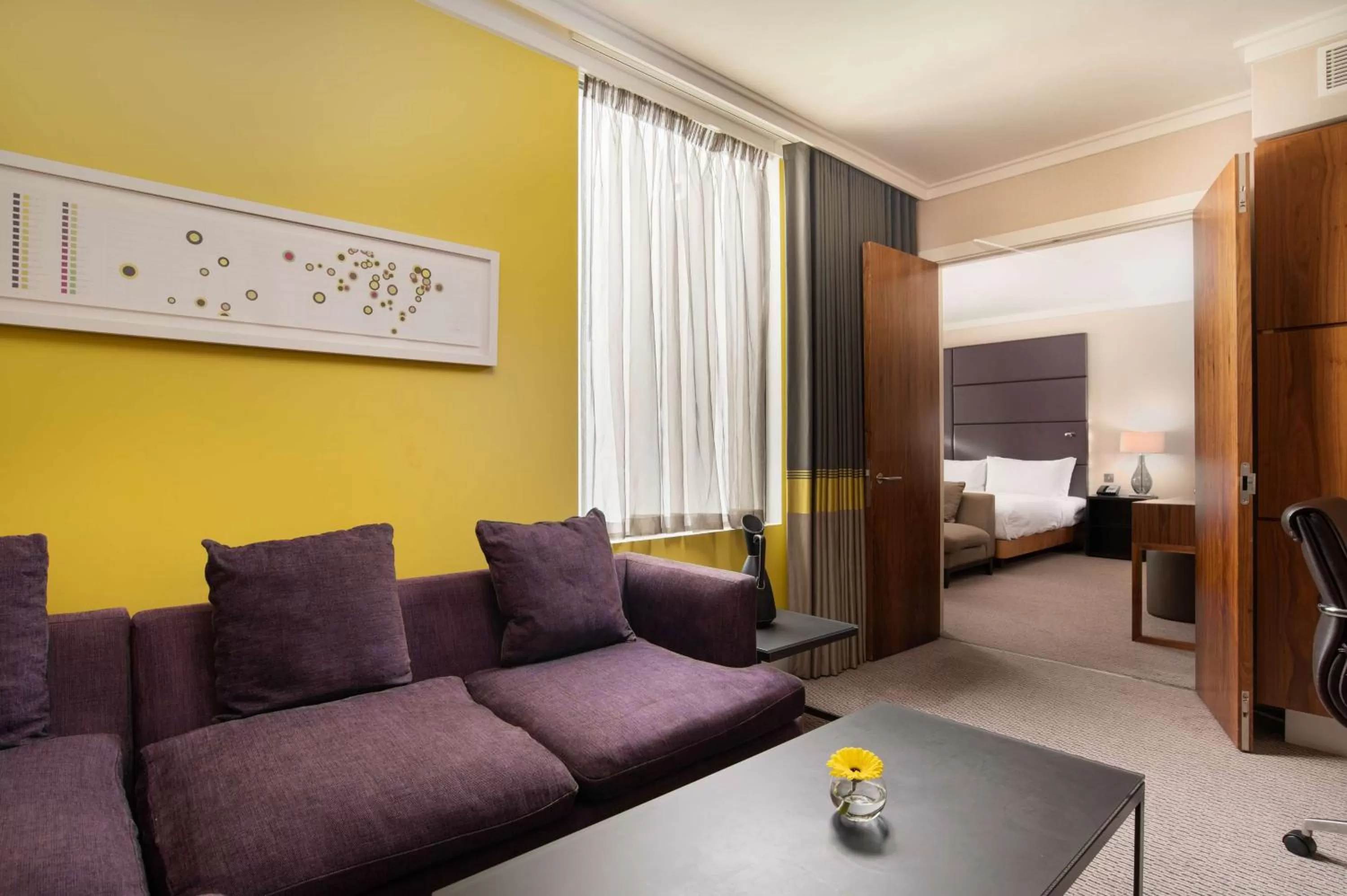 Bedroom, Bed in Hilton London Wembley