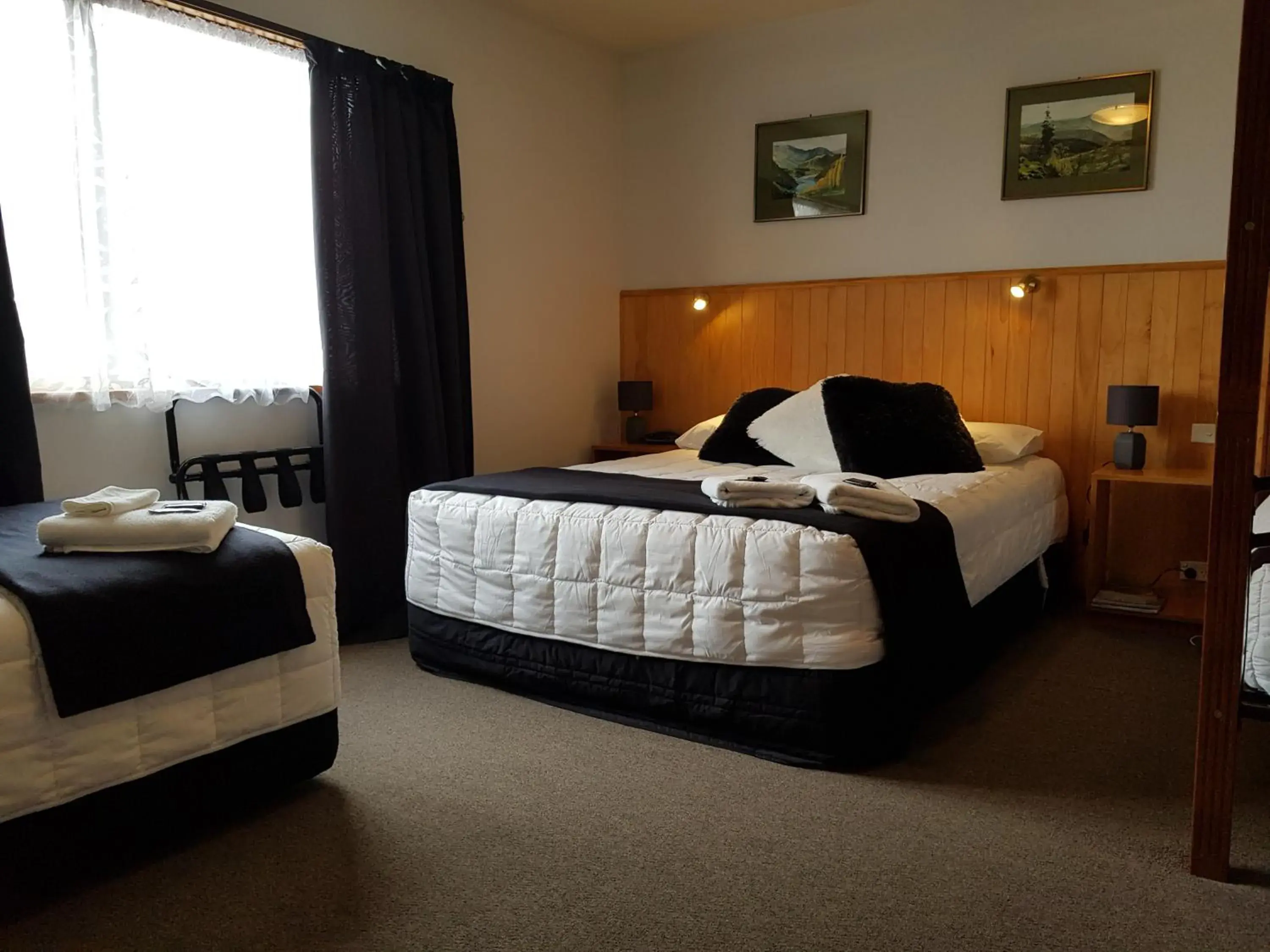 Bedroom, Bed in Abisko Lodge