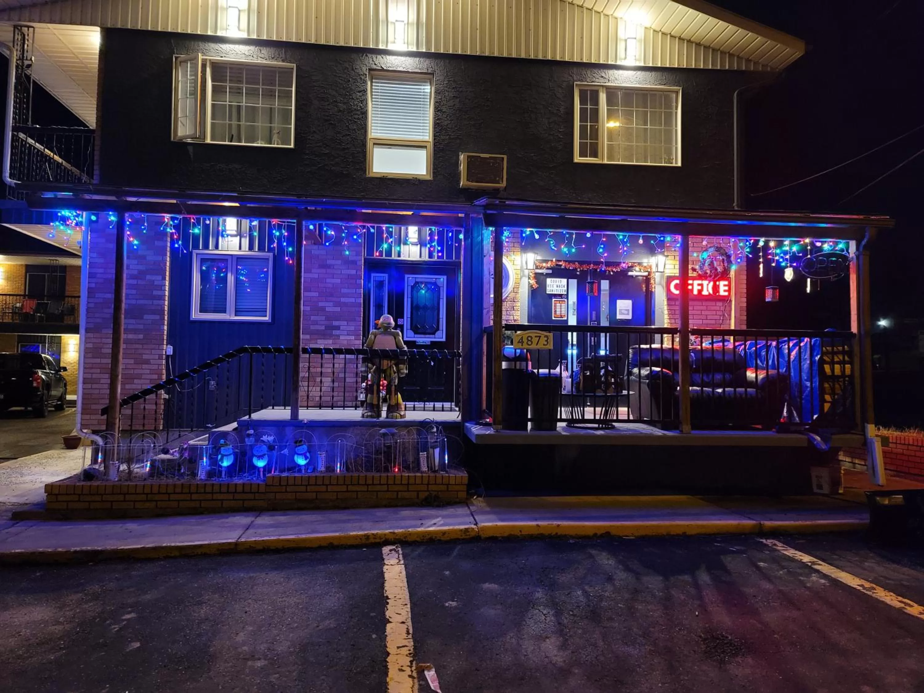 Property Building in Radium Park Lodge