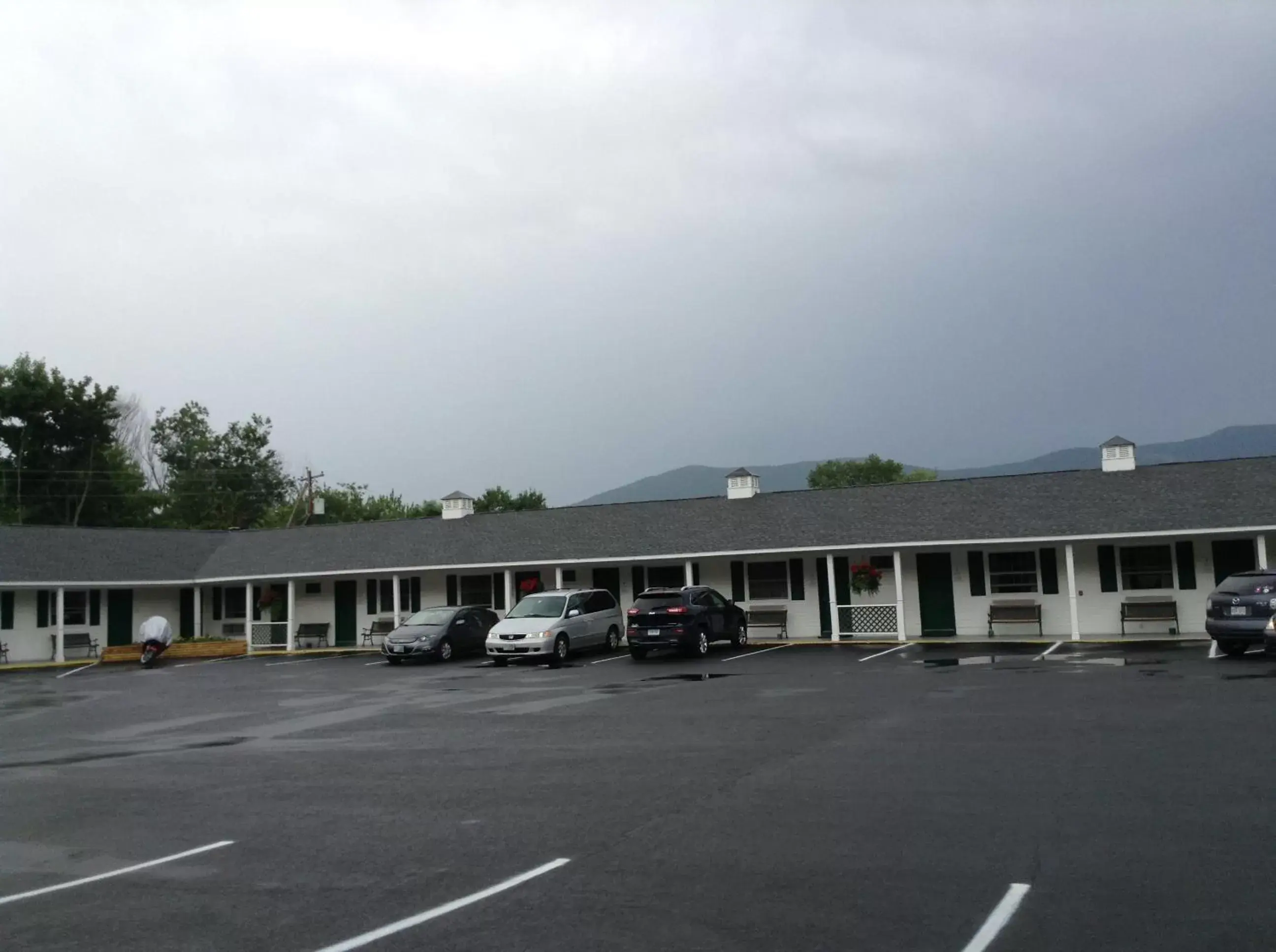 Facade/entrance, Property Building in Briarcliff Motel