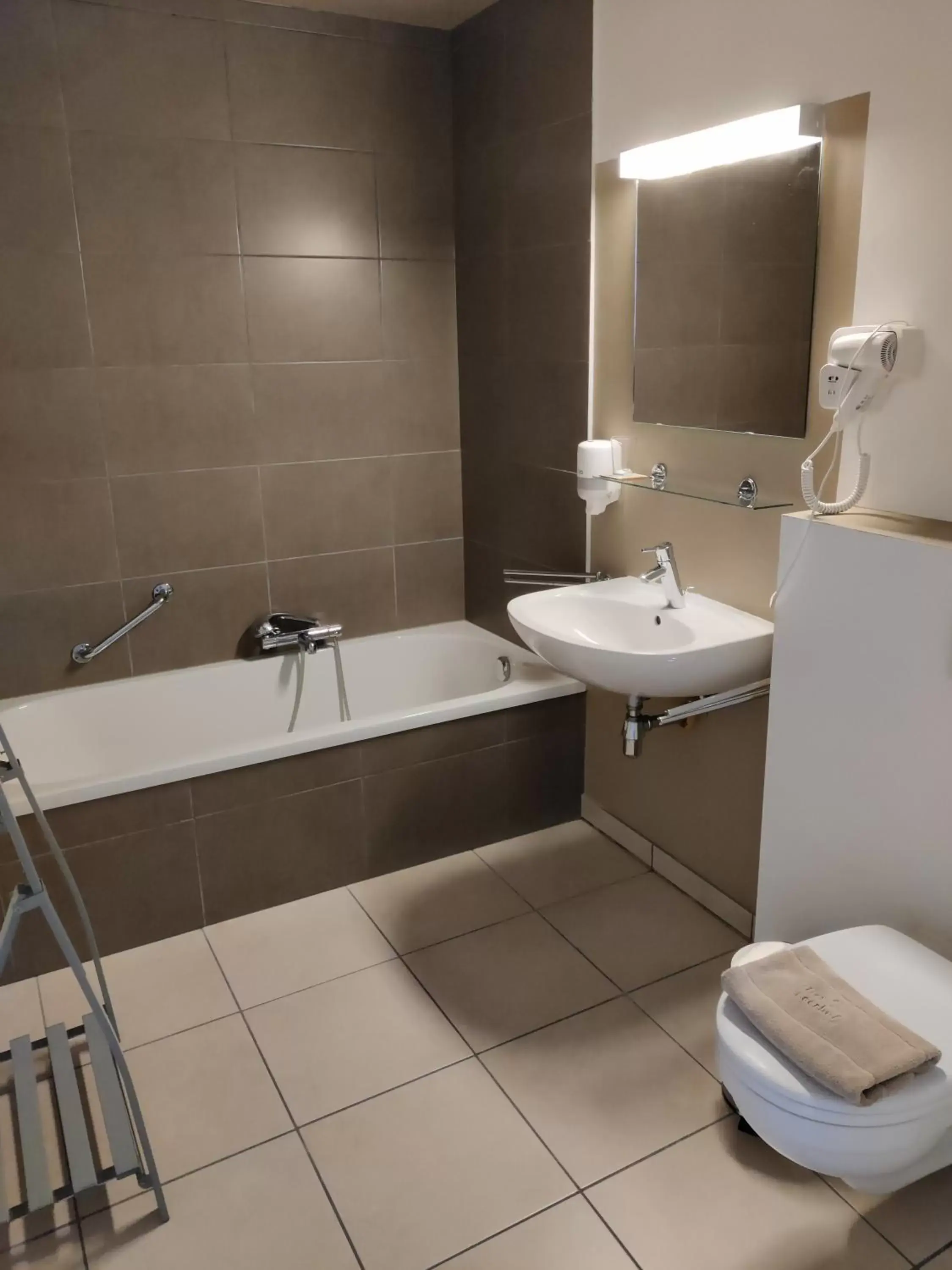 Superior Family Room - single occupancy in Flandrien Hotel Superior Family Room - single occupancy in Flandrien Hotel