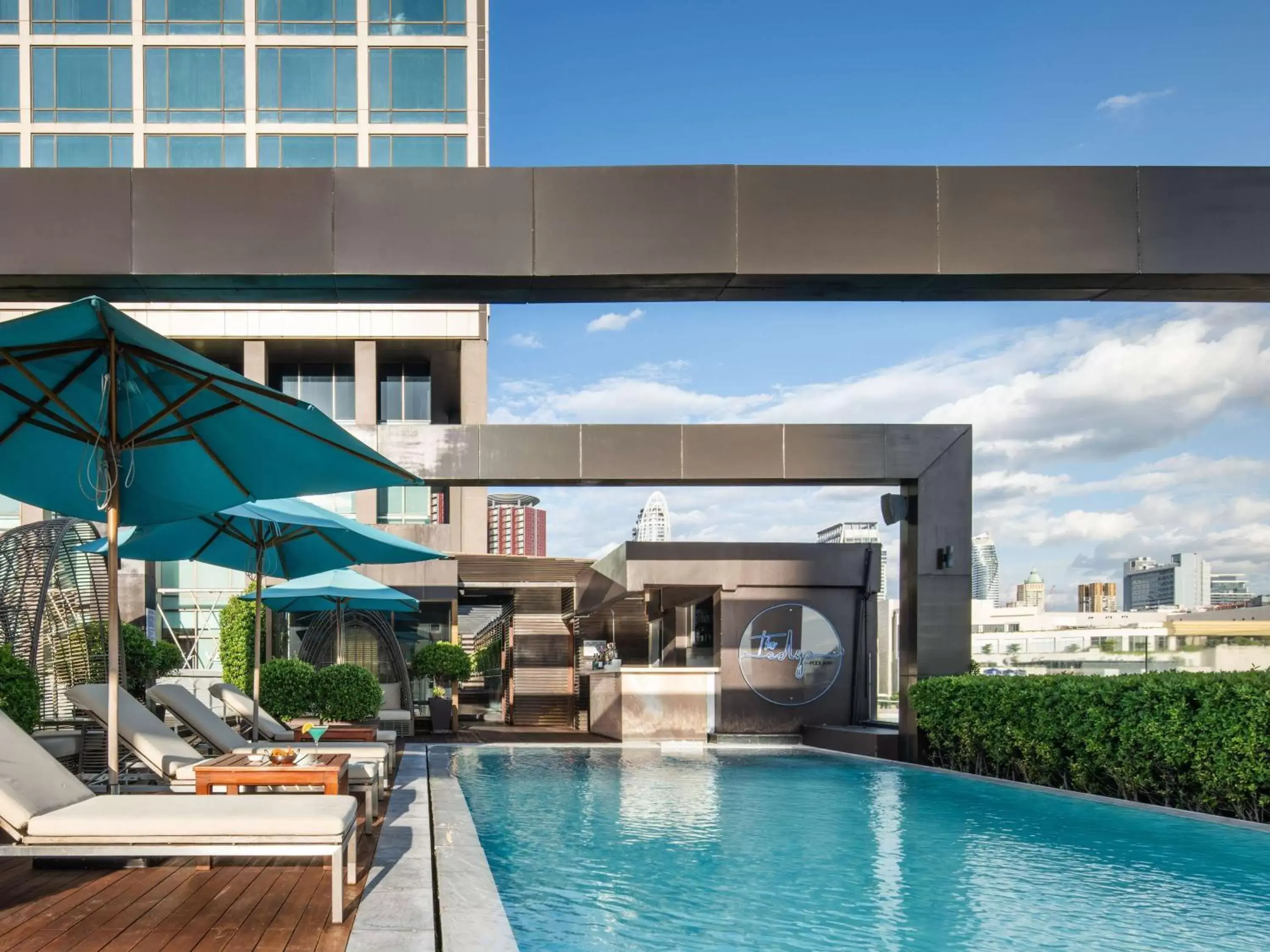 Lounge or bar, Swimming Pool in VIE Hotel Bangkok, MGallery
