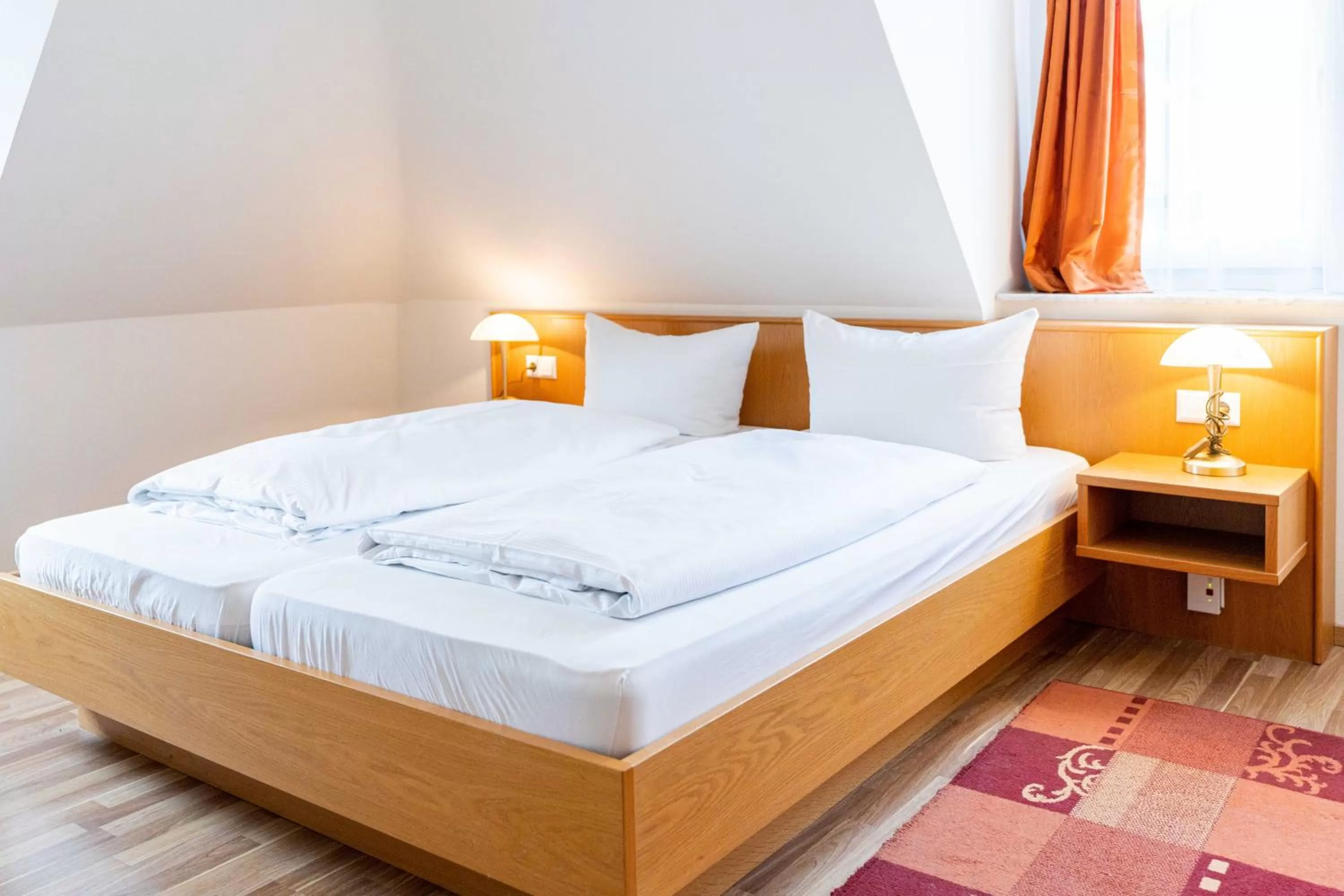 Bed in Hotel am Römerplatz