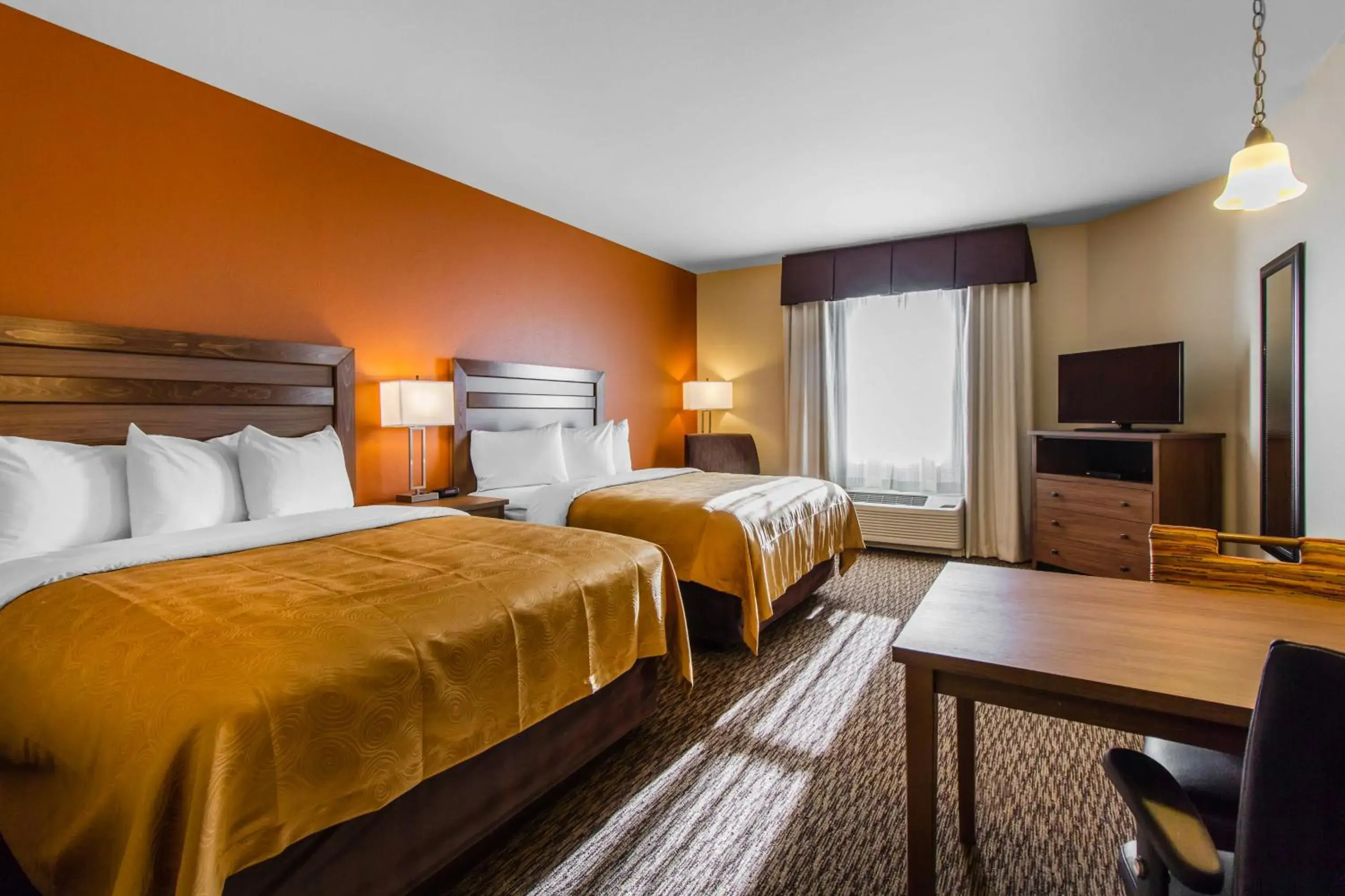 Day, Bed in MainStay Suites Watford City - Event Center Day, Bed in MainStay Suites Watford City - Event Center