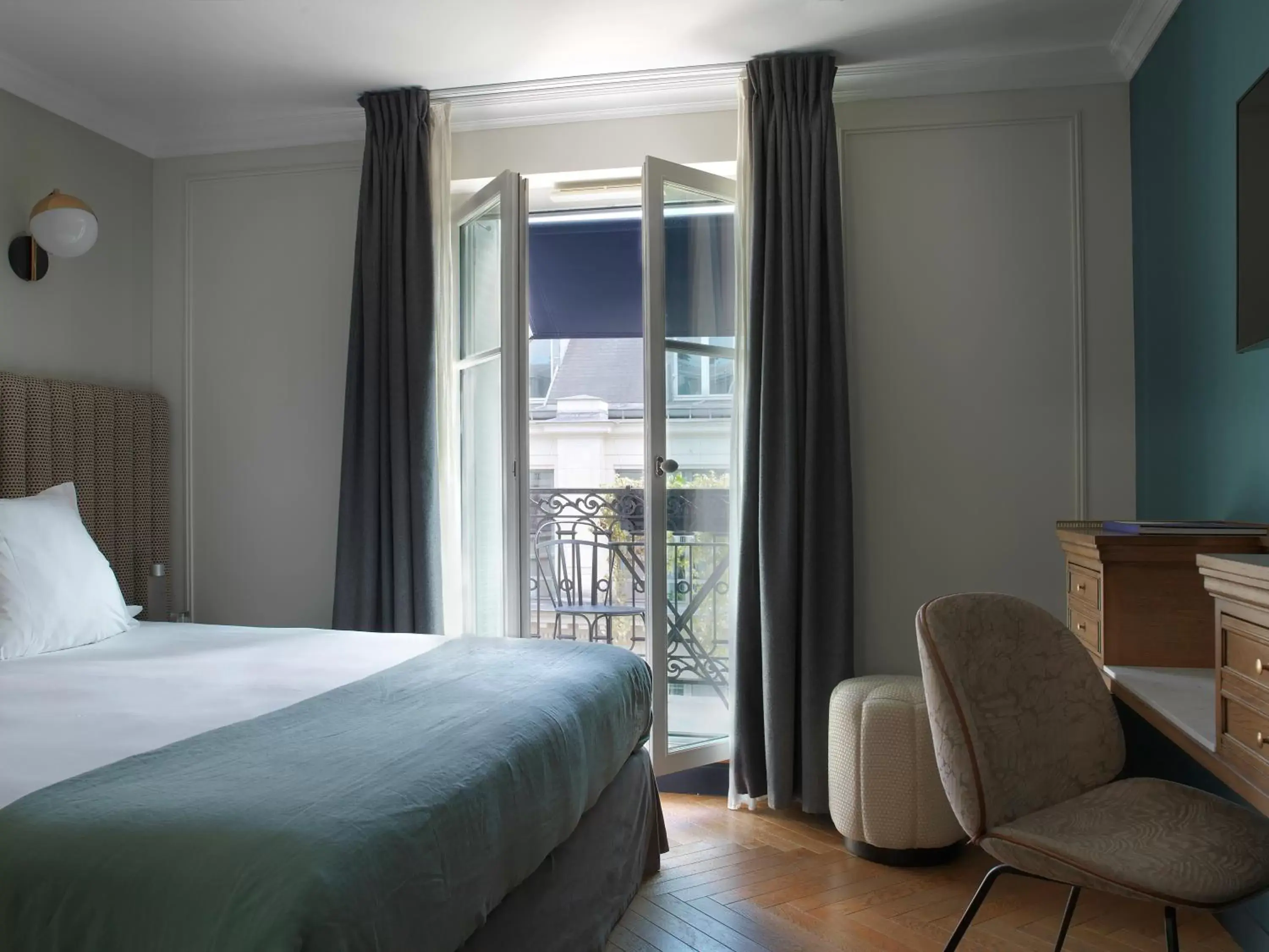 Bedroom in Hotel Bachaumont