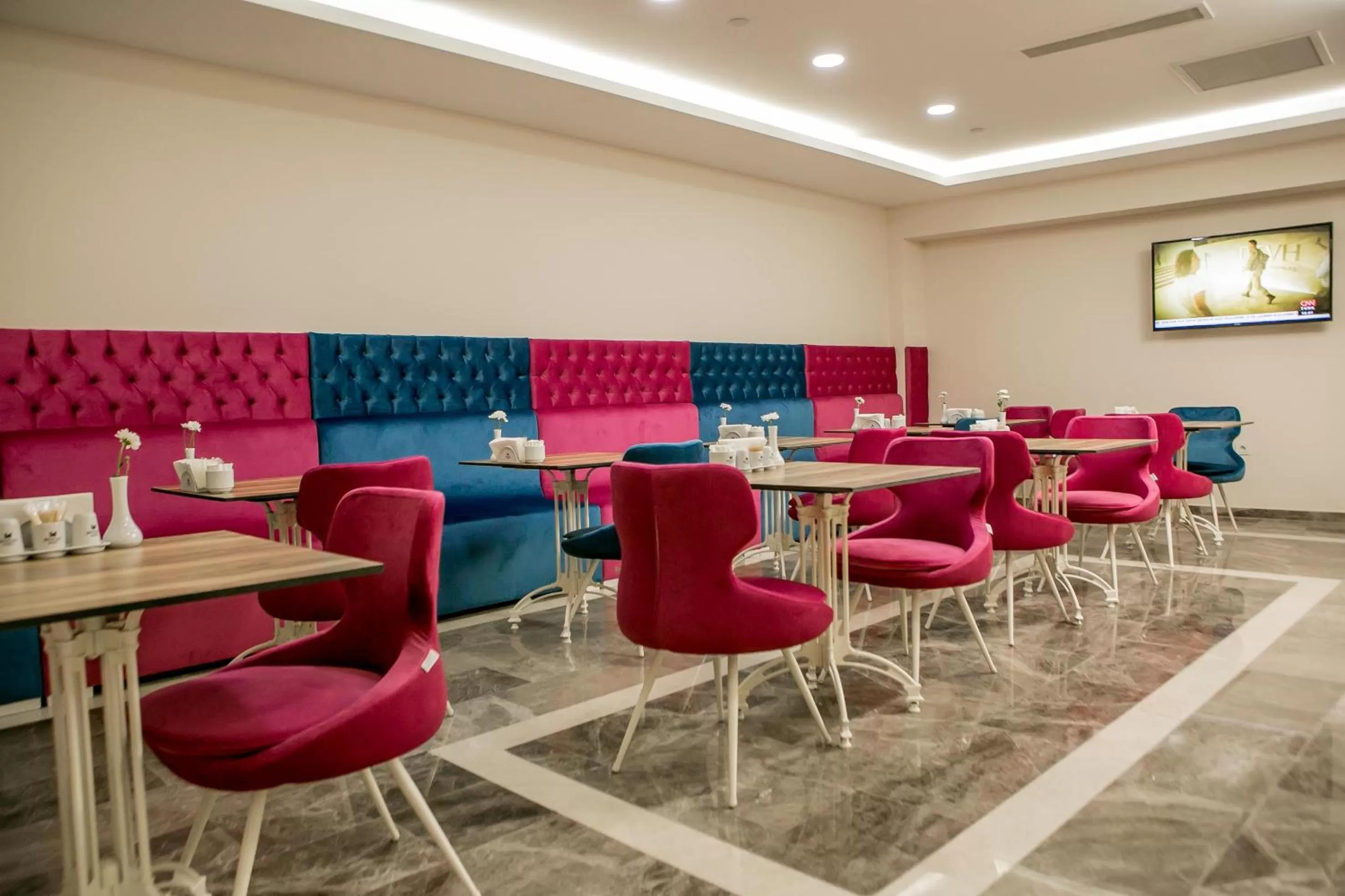 Restaurant/places to eat in Beyzas Hotels & Suites