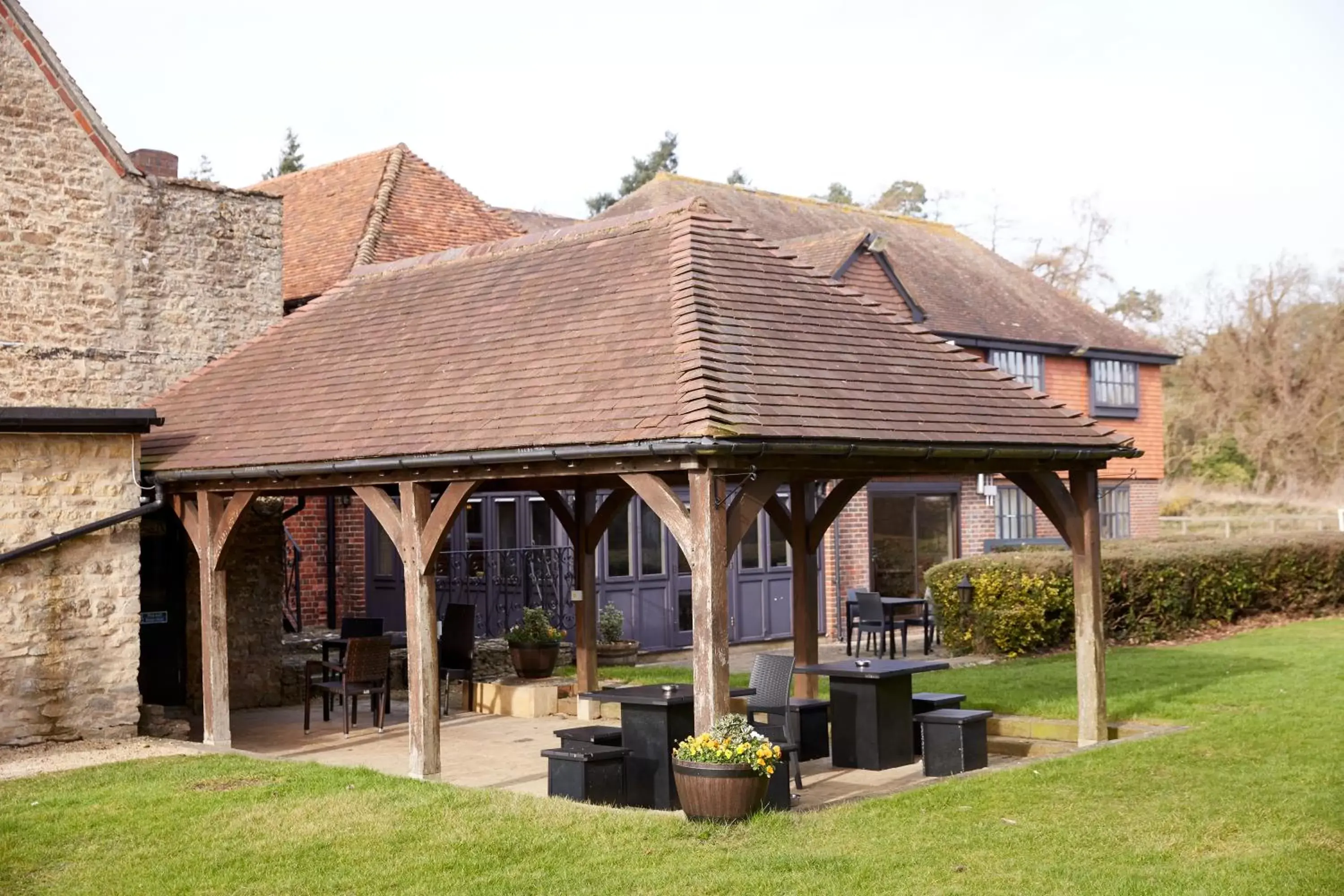 Garden, Property Building in Dog House by Chef & Brewer Collection