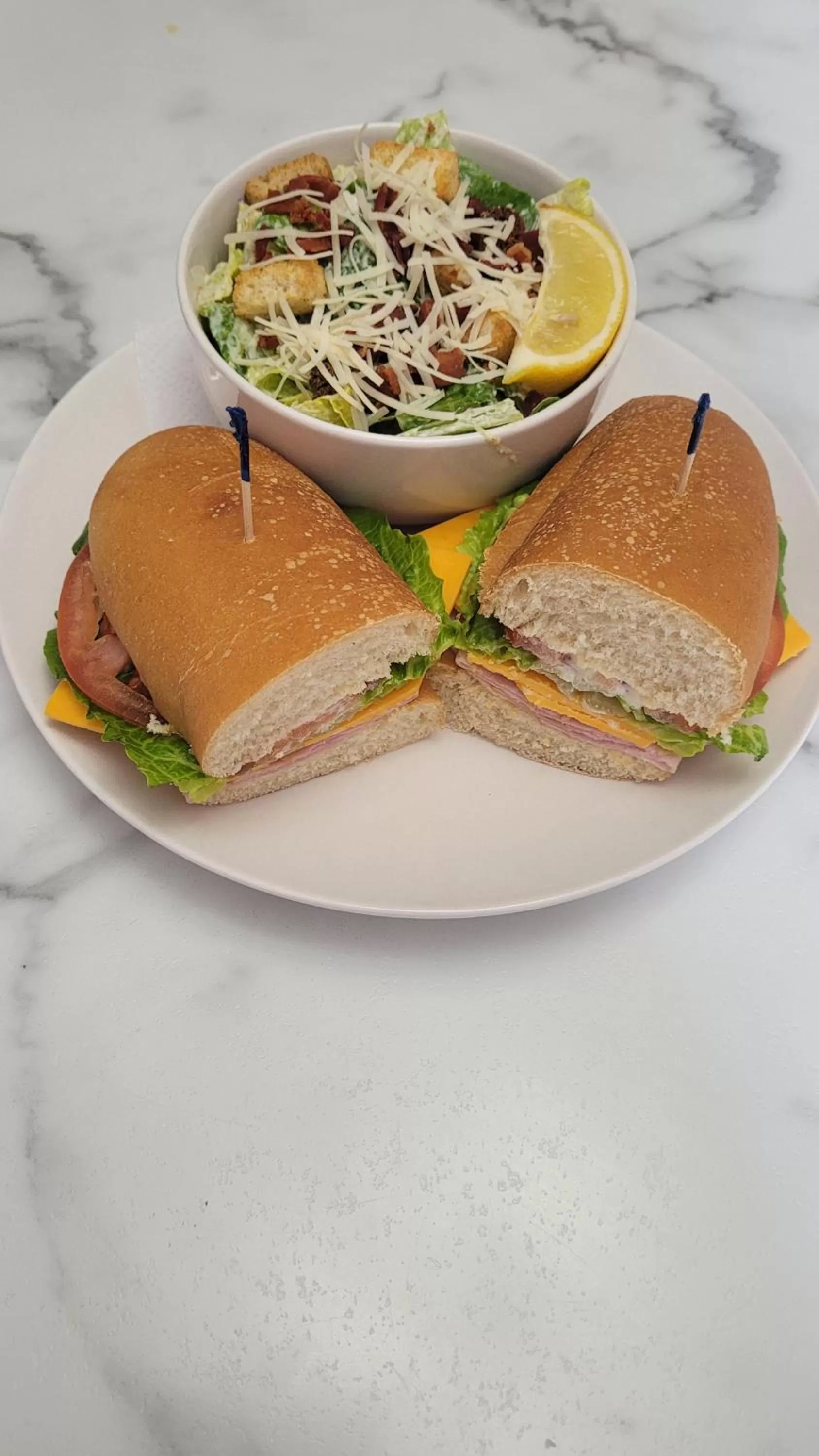 Lunch, Food in The Harbourside Inn & Cafe