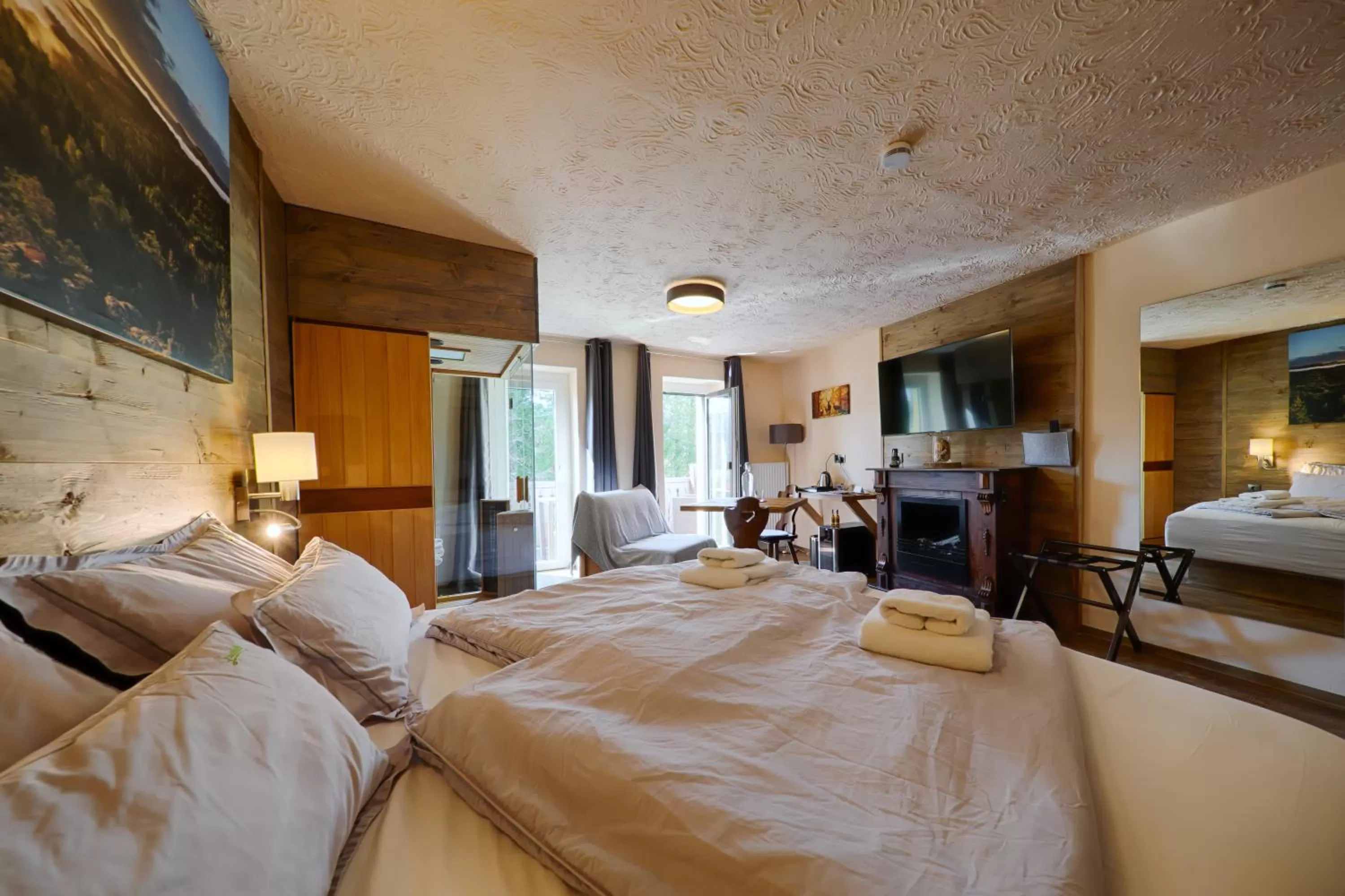 Sauna, Bed in Sennerhütte Landhotel