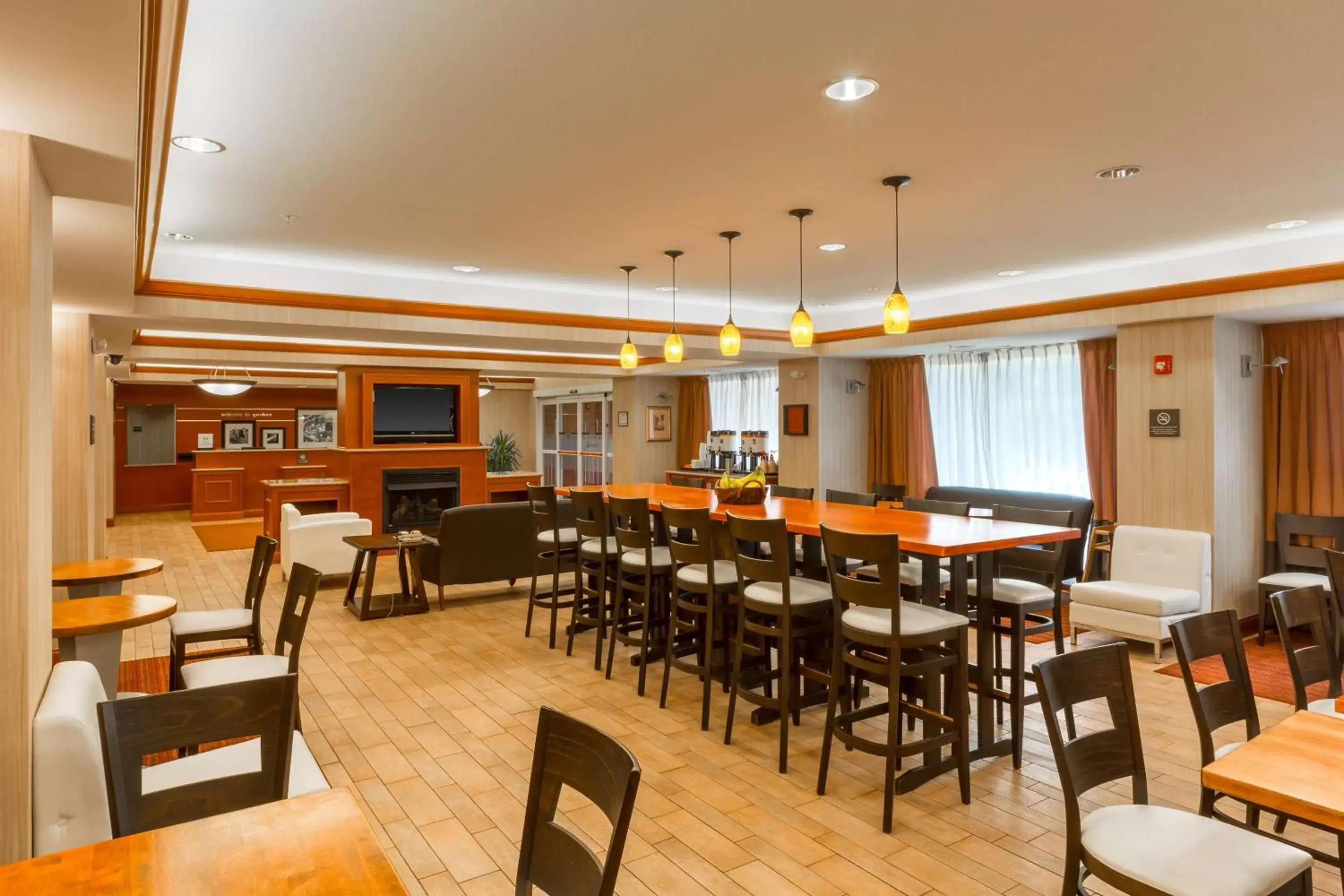 Restaurant/places to eat in Hampton Inn Goshen Restaurant/places to eat in Hampton Inn Goshen