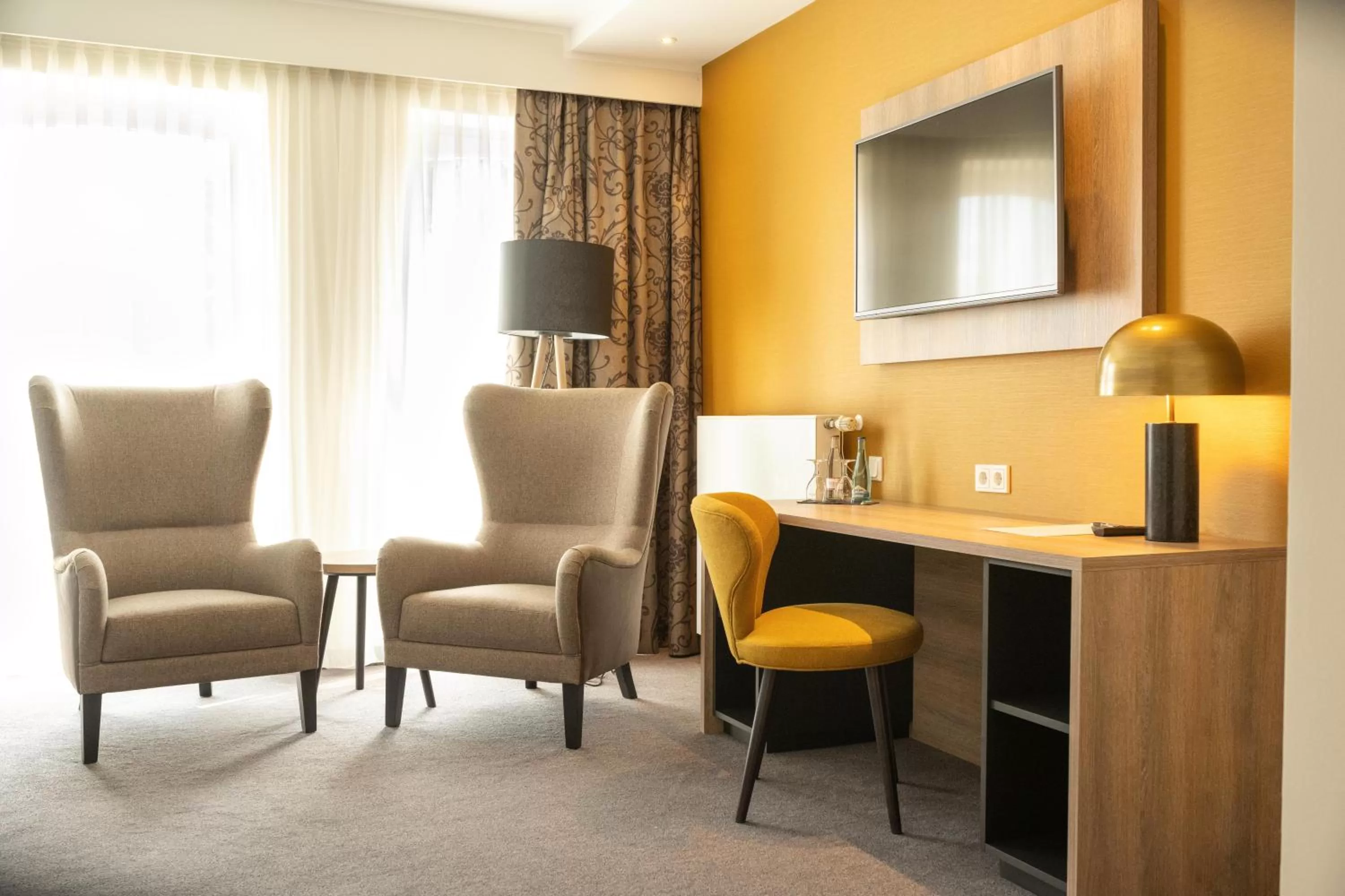 TV and multimedia in Hotel Rheinischer Hof