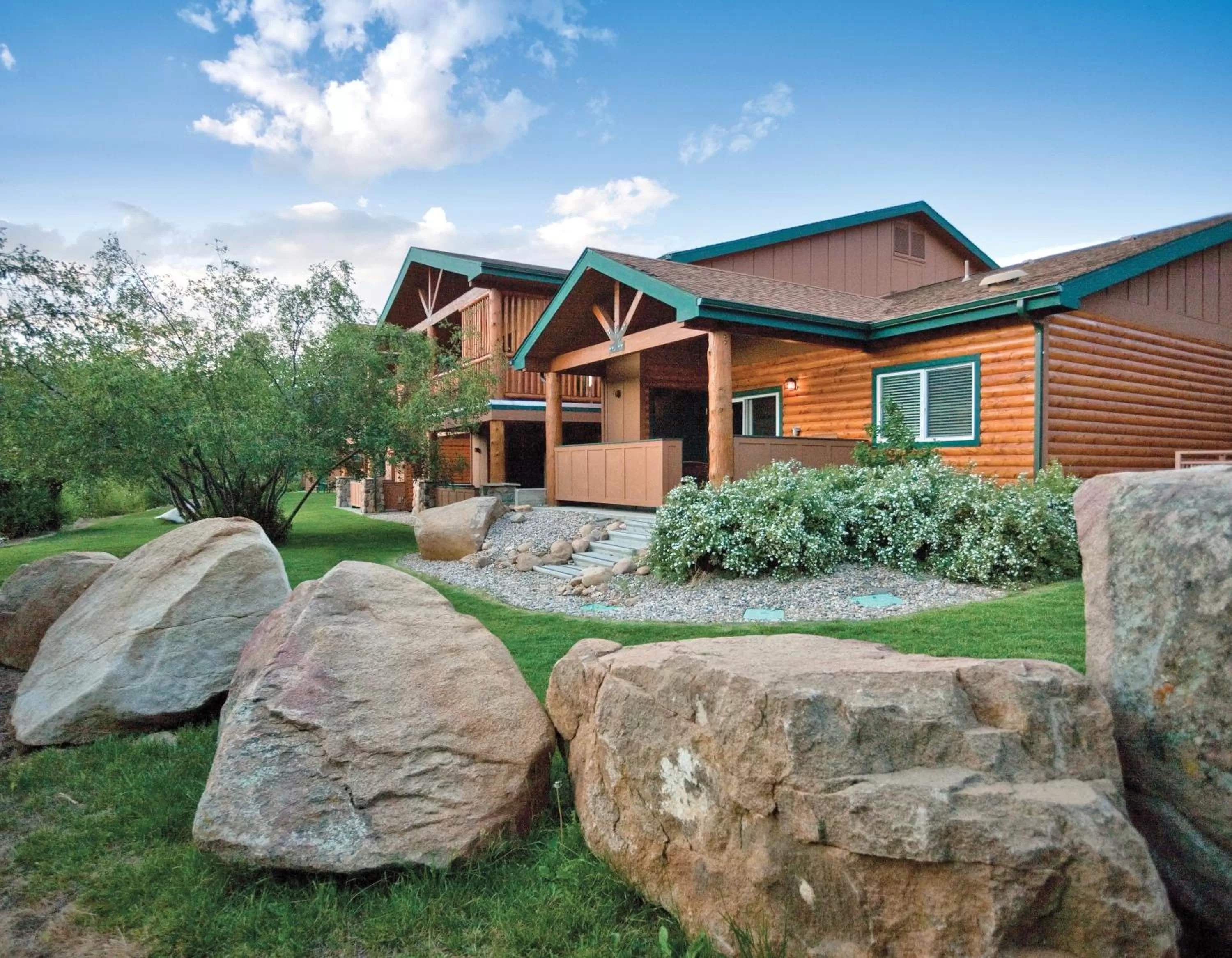 Property building in WorldMark Estes Park
